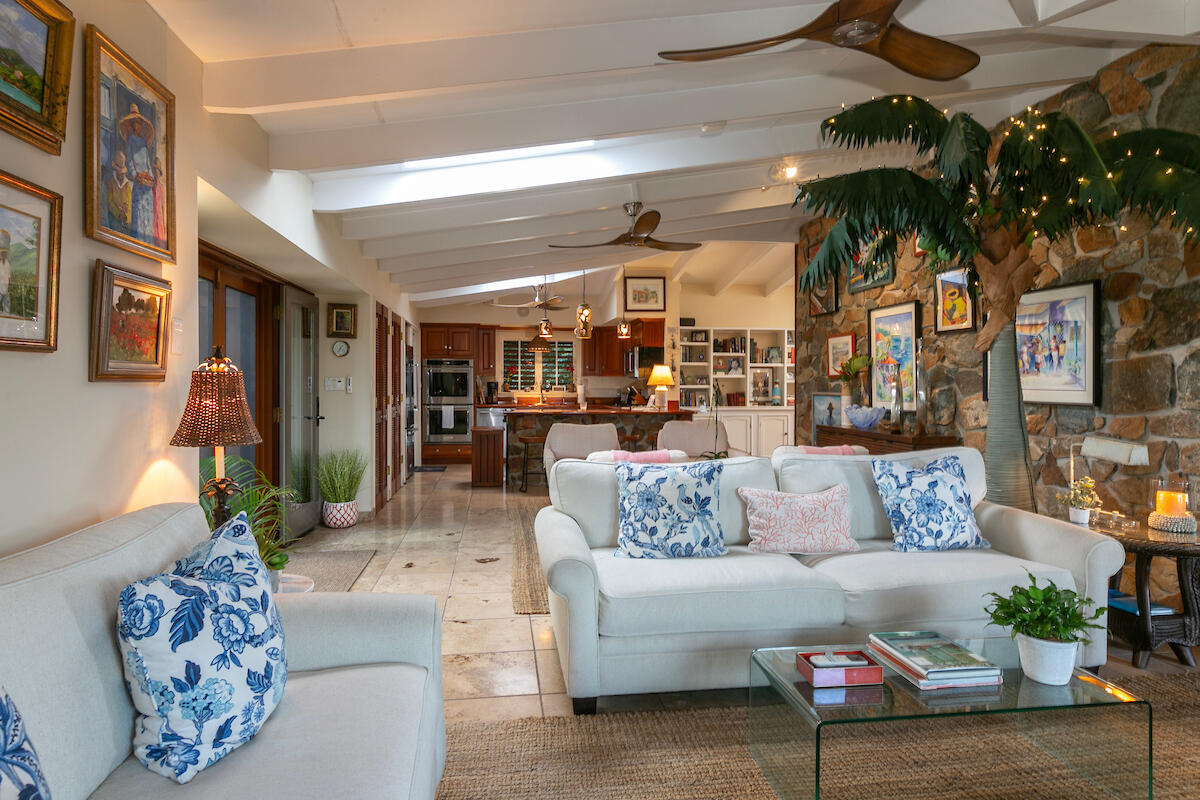 300-19 Chocolate Hole, St John