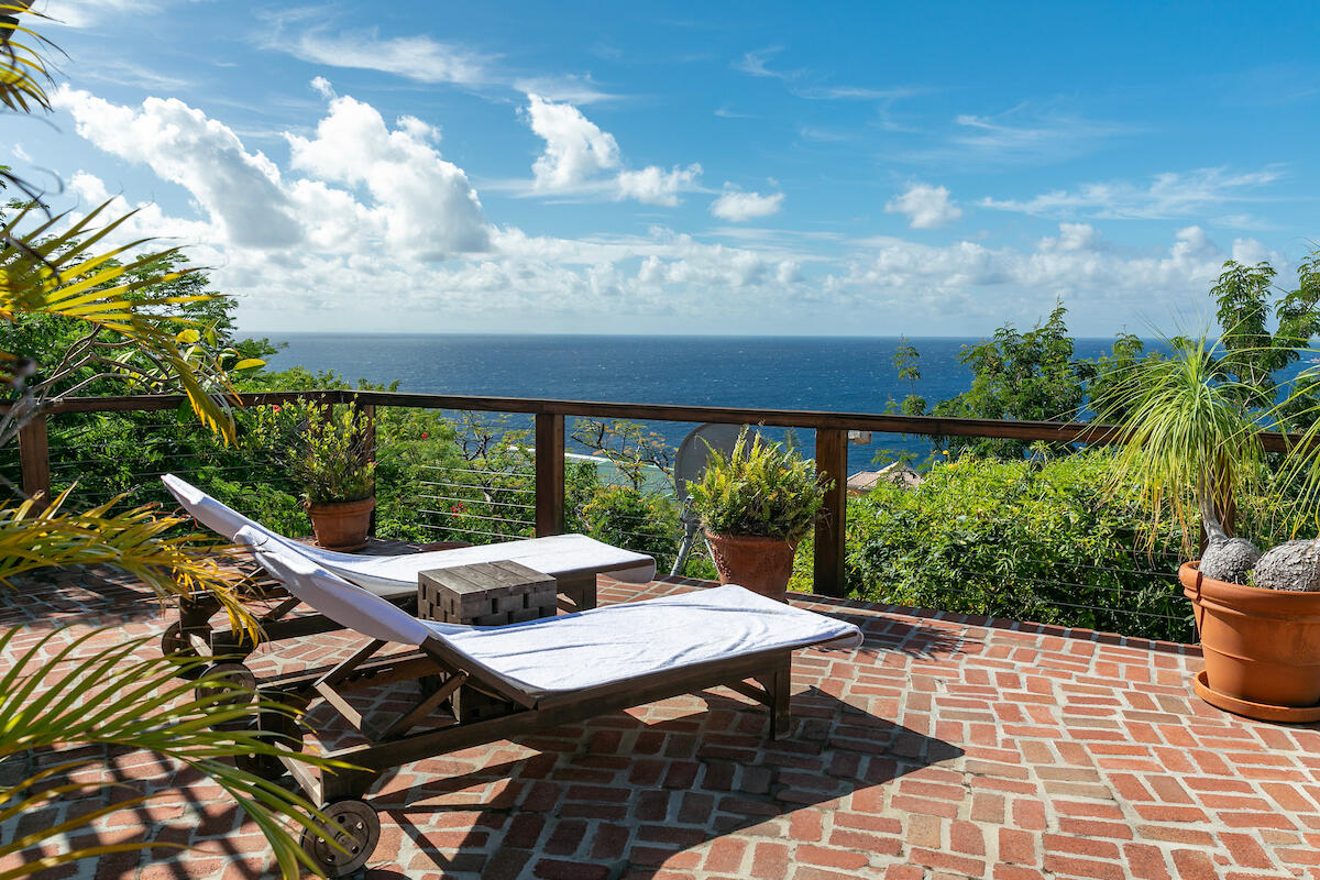 300-19 Chocolate Hole, St John