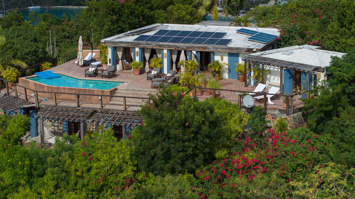 300-19 Chocolate Hole, St John