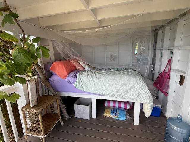 17D-3 Emmaus, St John