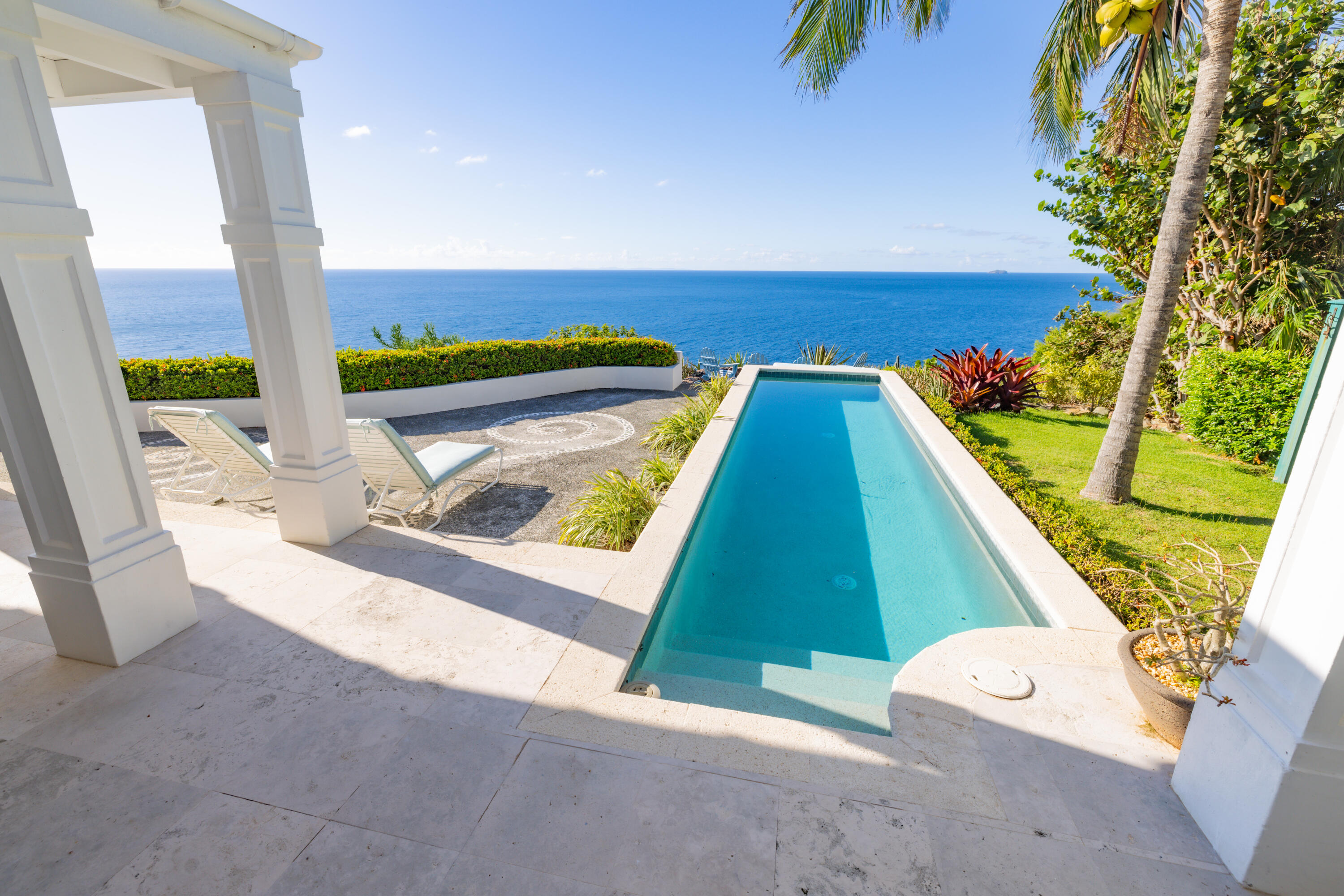 467 Chocolate Hole, St John