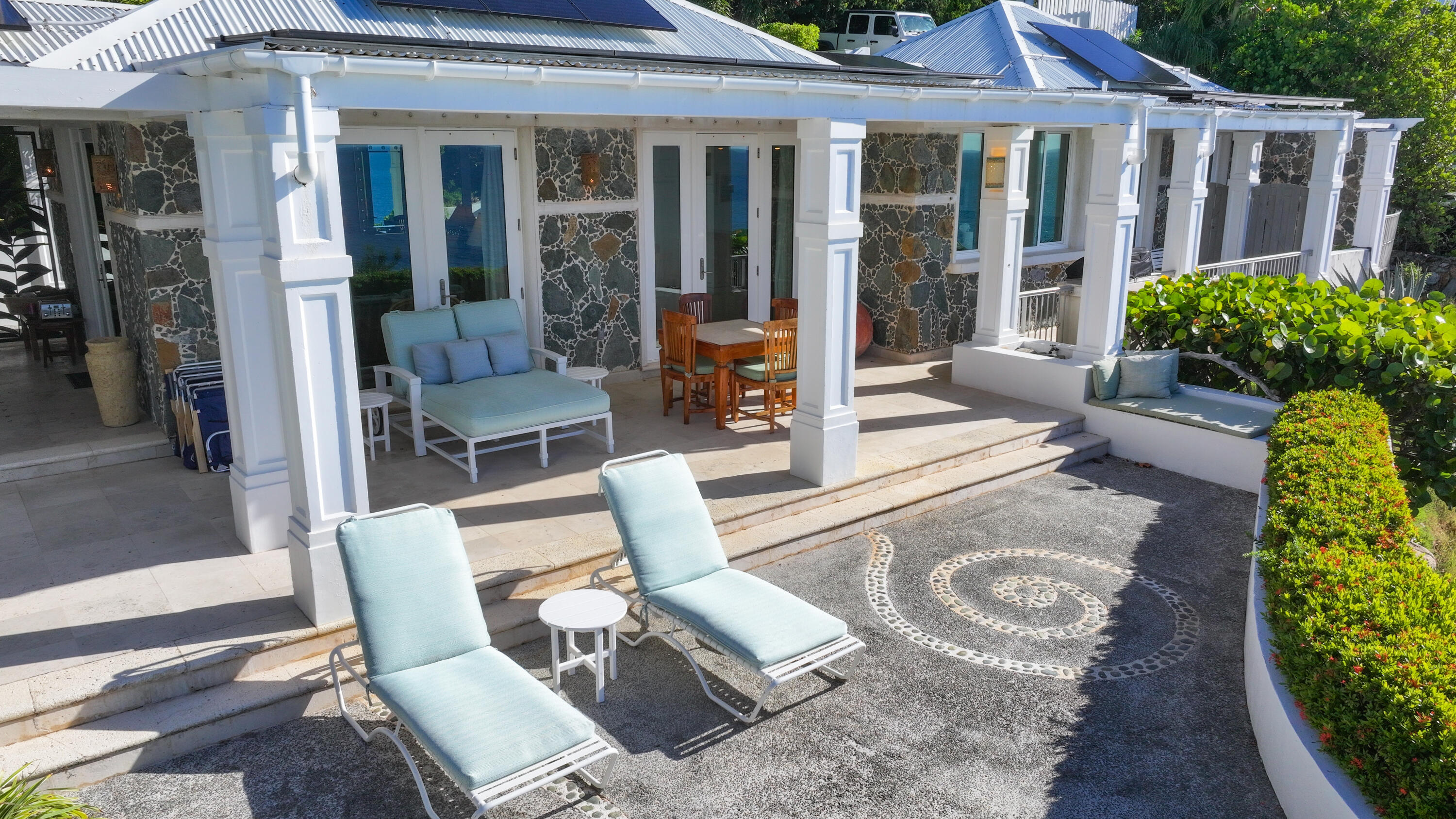 467 Chocolate Hole, St John