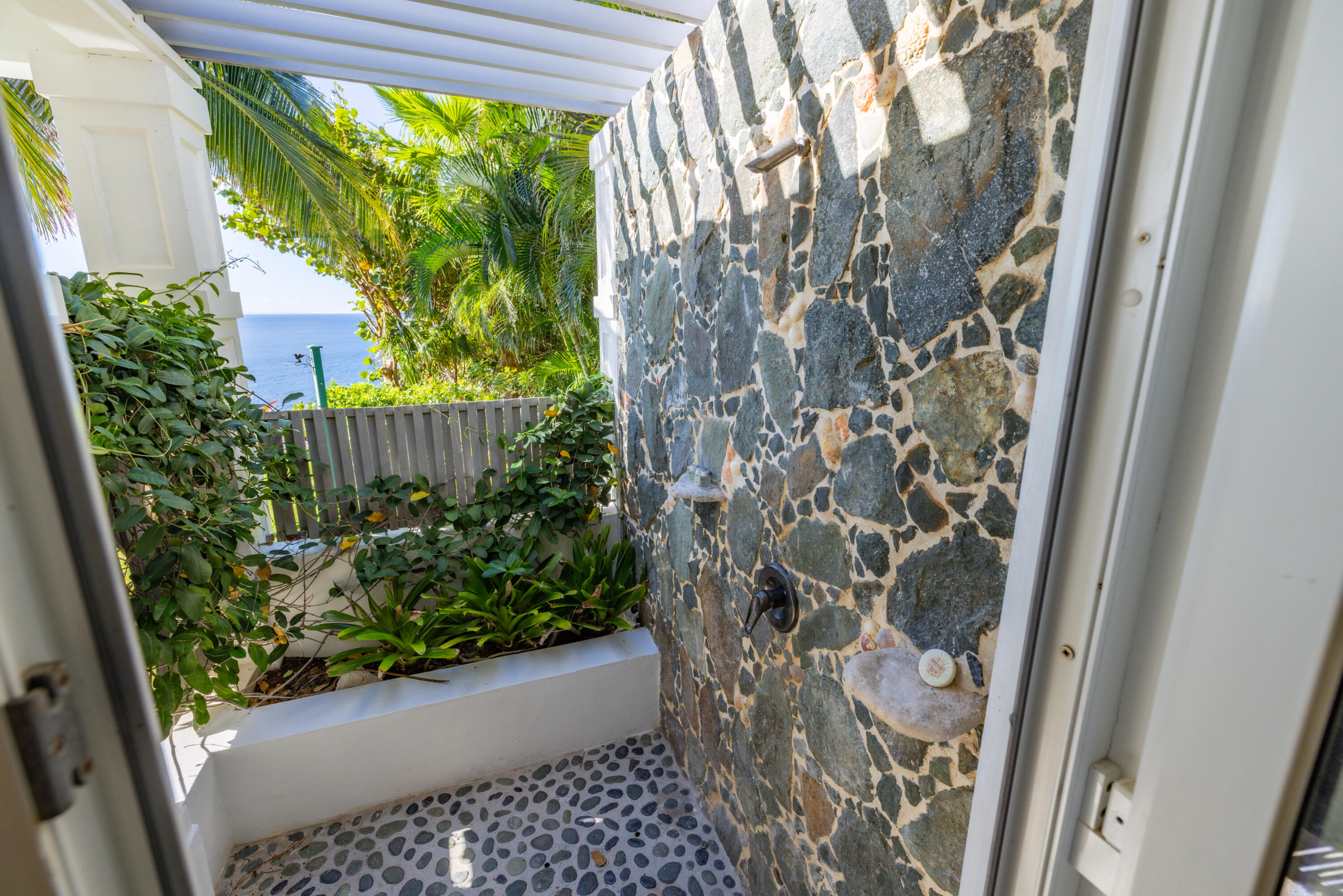 467 Chocolate Hole, St John