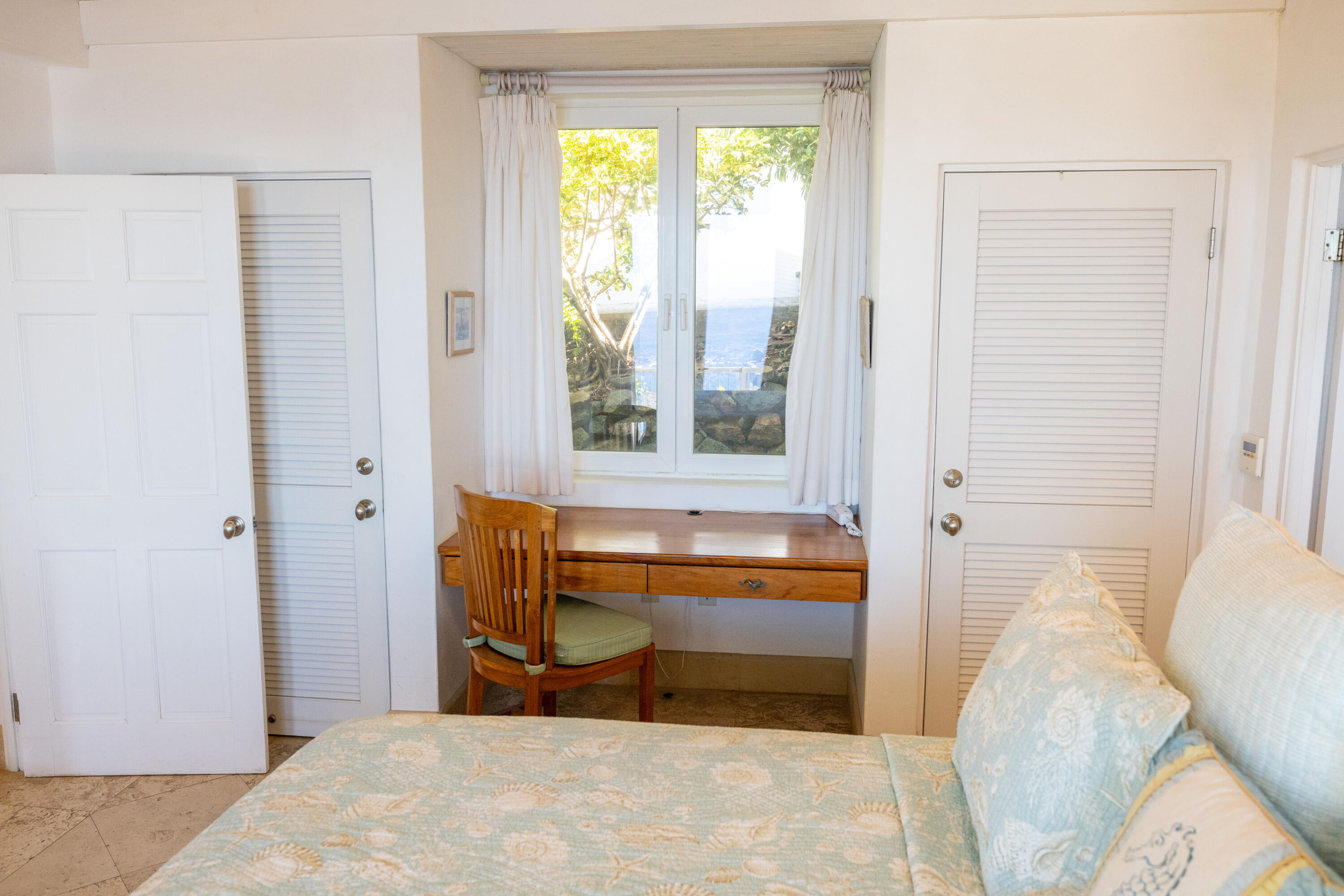 467 Chocolate Hole, St John