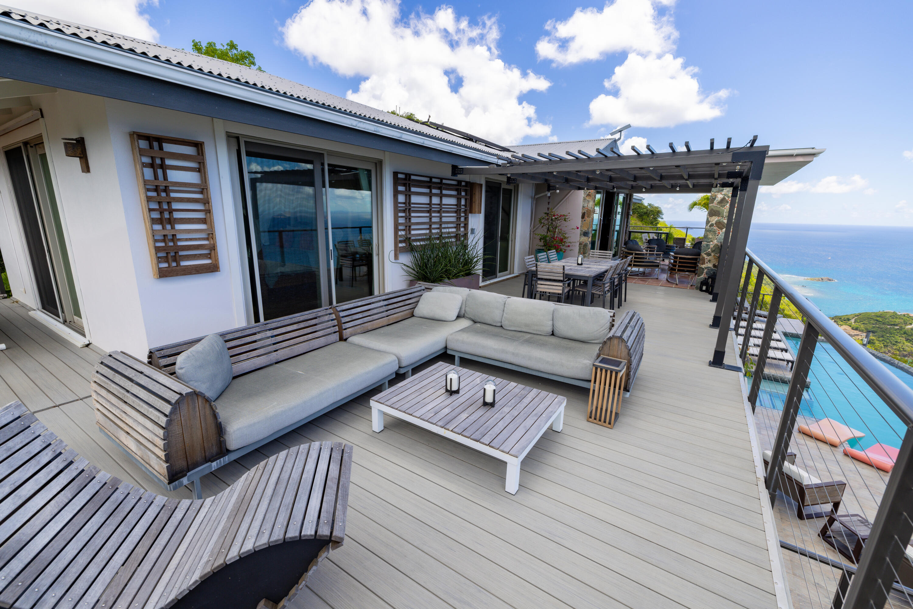 15A-2-8 Rendezvous & Ditleff, St John