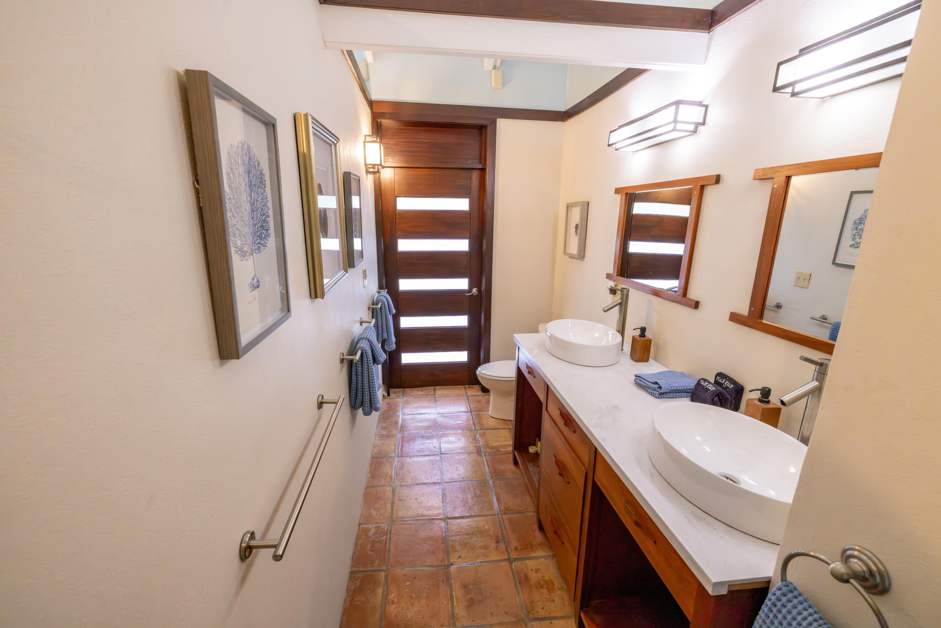 15A-2-8 Rendezvous & Ditleff, St John