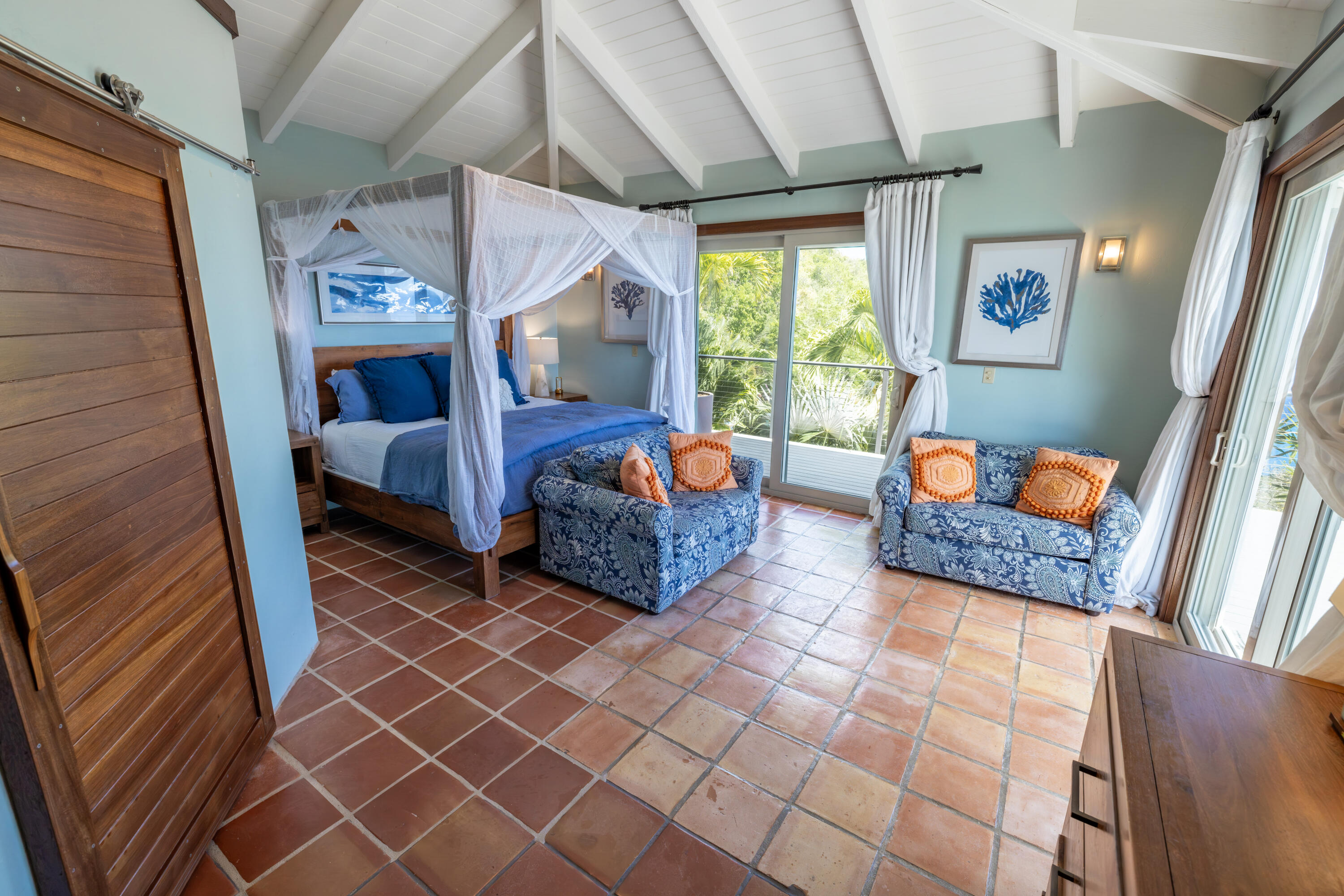 15A-2-8 Rendezvous & Ditleff, St John