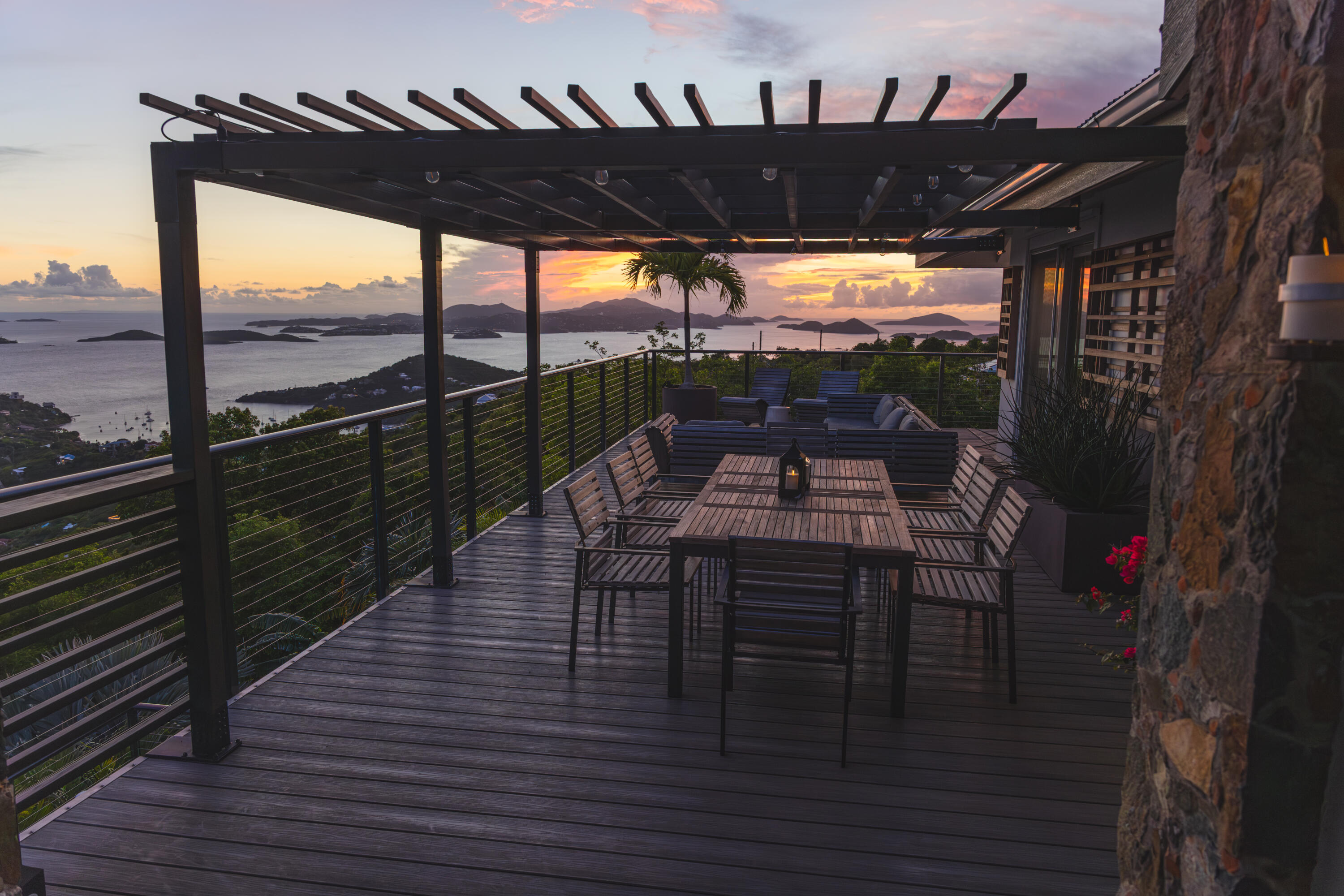 15A-2-8 Rendezvous & Ditleff, St John