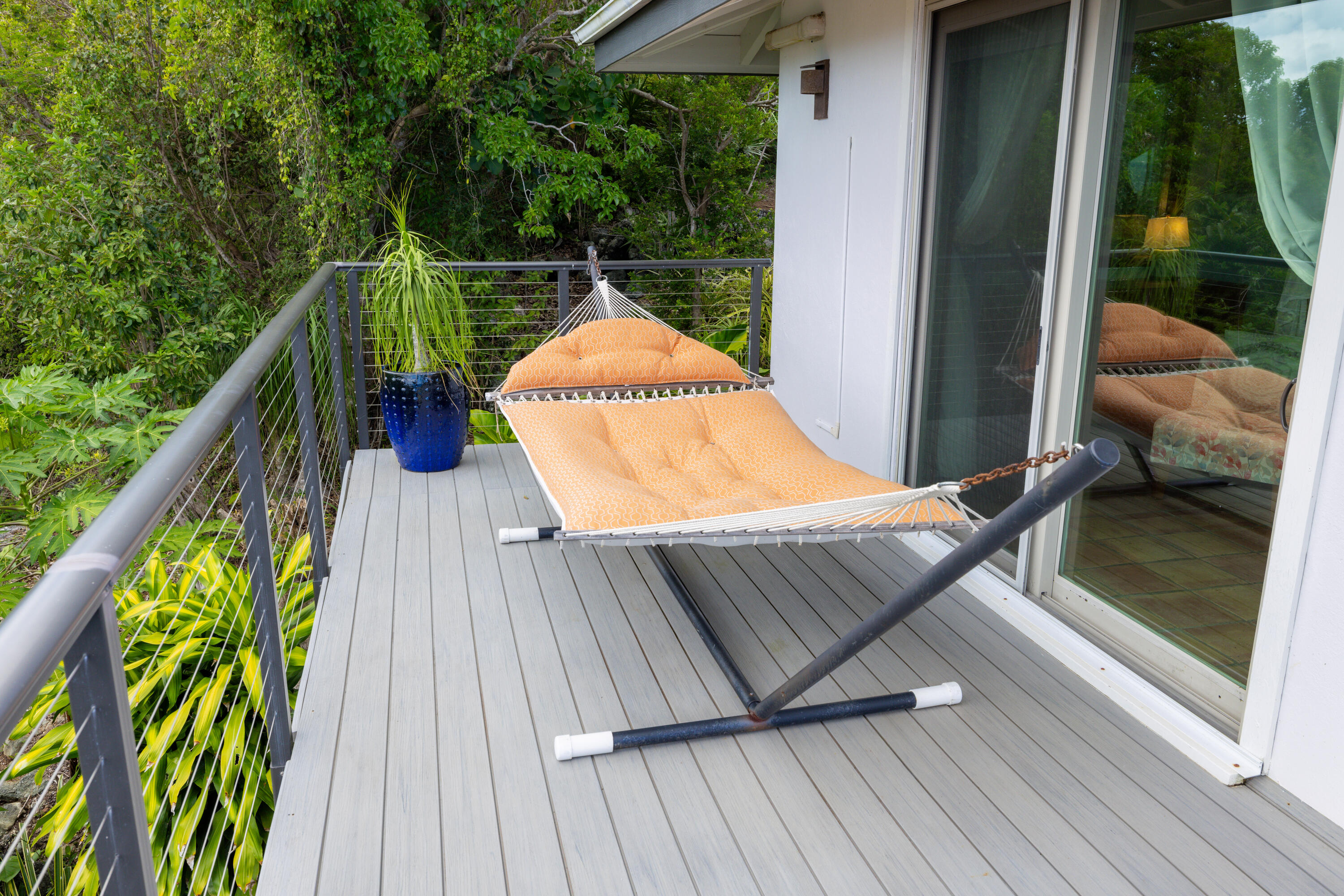 15A-2-8 Rendezvous & Ditleff, St John