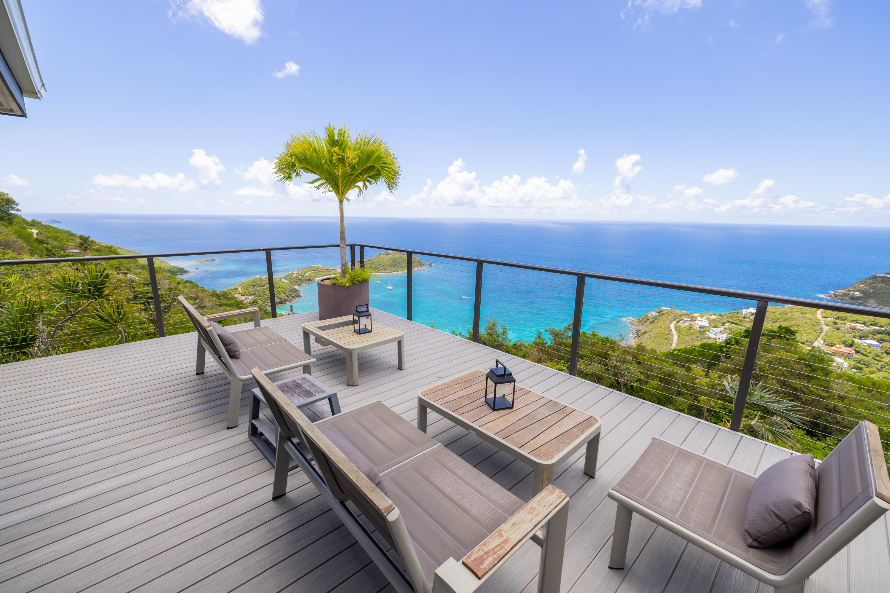 15A-2-8 Rendezvous & Ditleff, St John