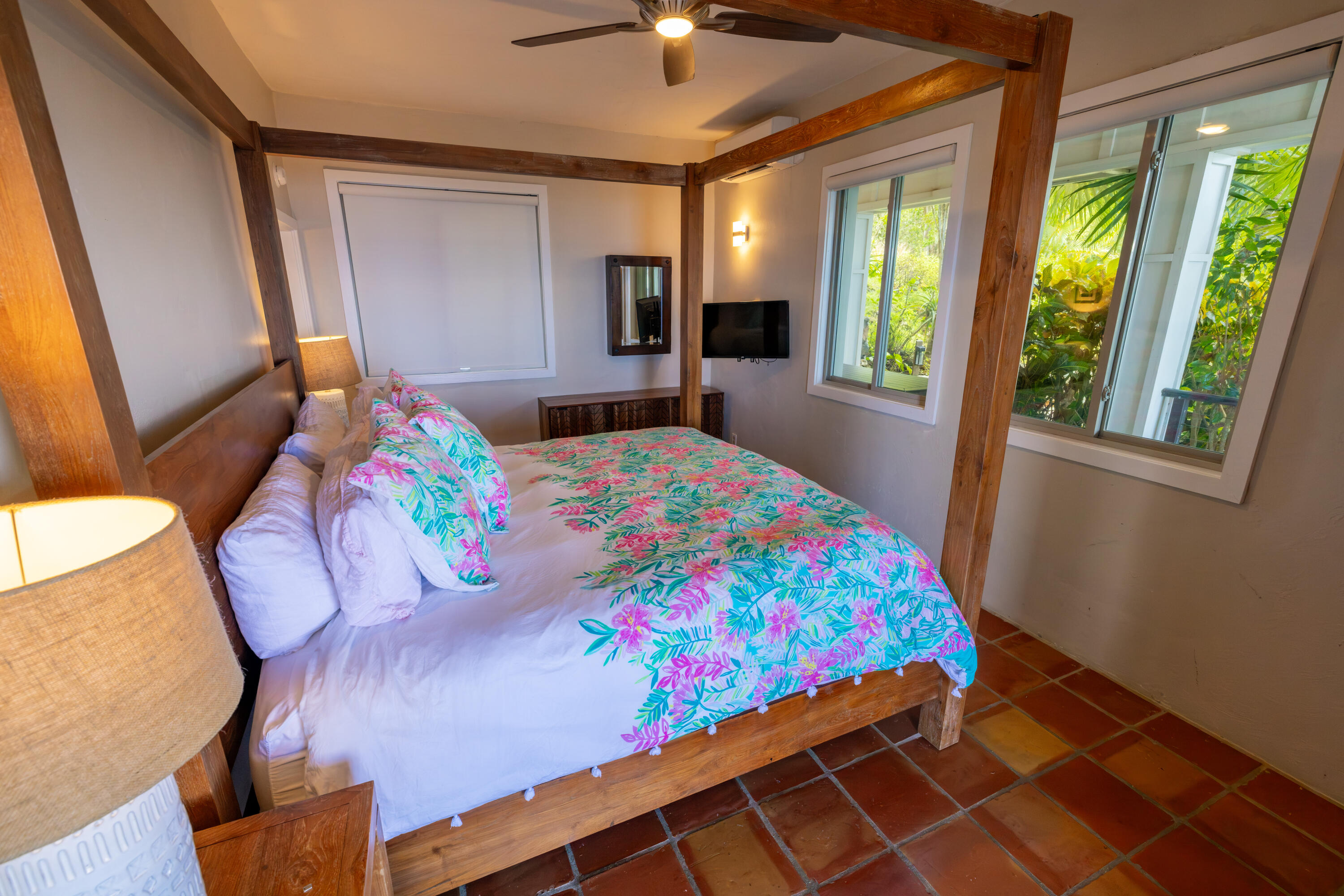 15A-2-8 Rendezvous & Ditleff, St John