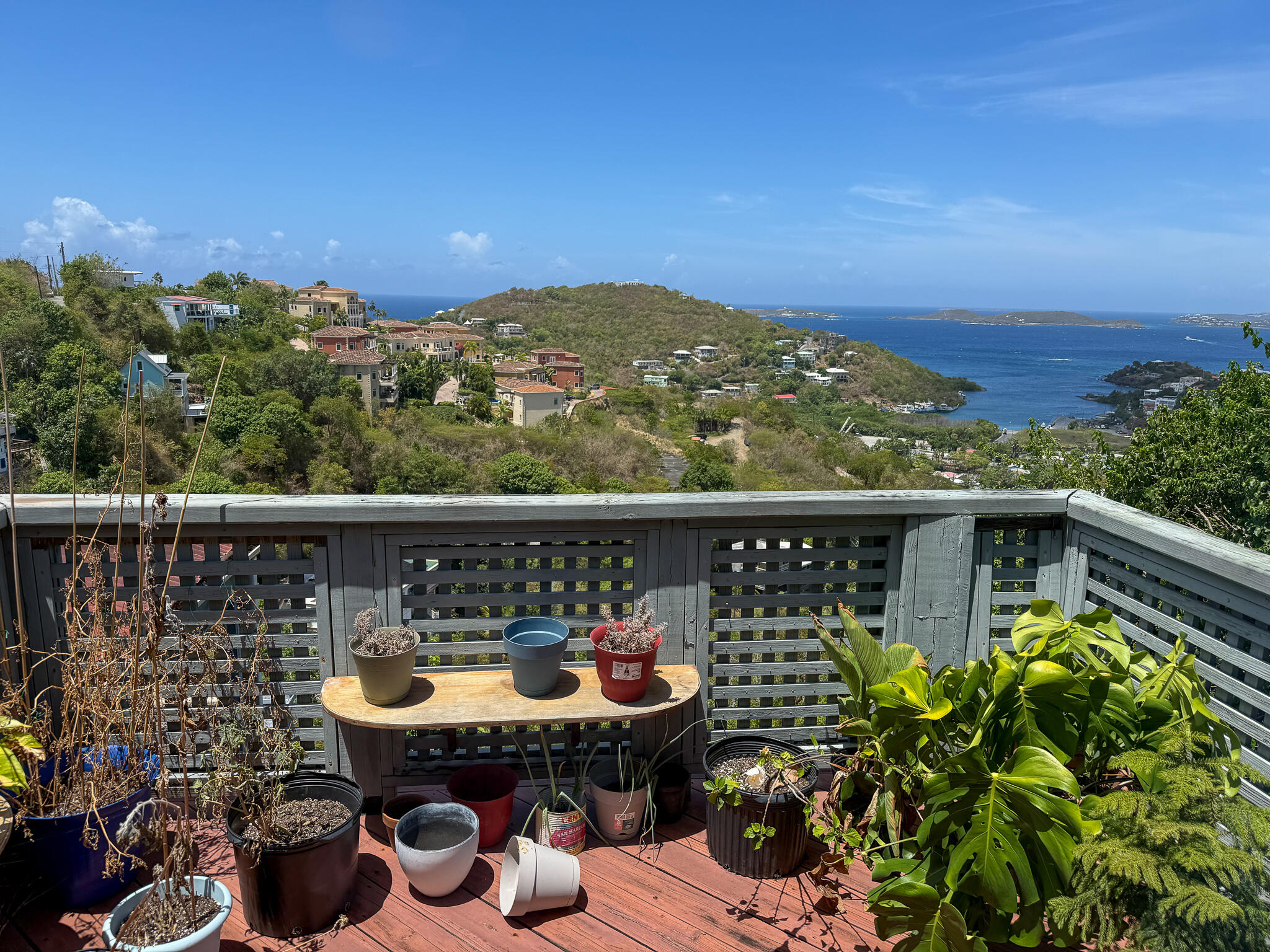 15 & 16E-4 Enighed, St John