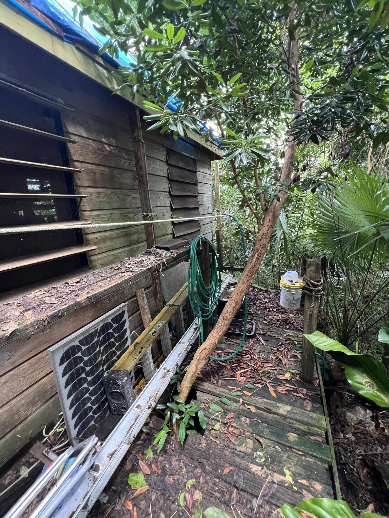 10-30C REM Carolina, St John