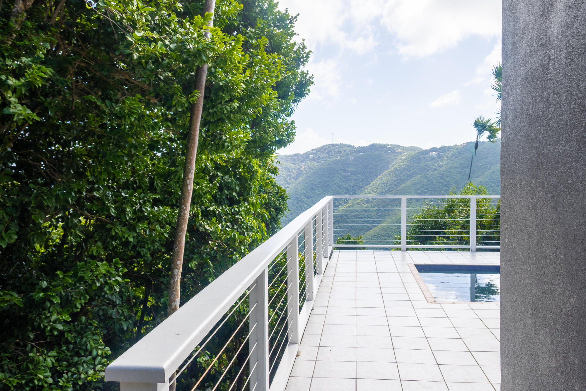 7H-8, 7H-7 Carolina, St John