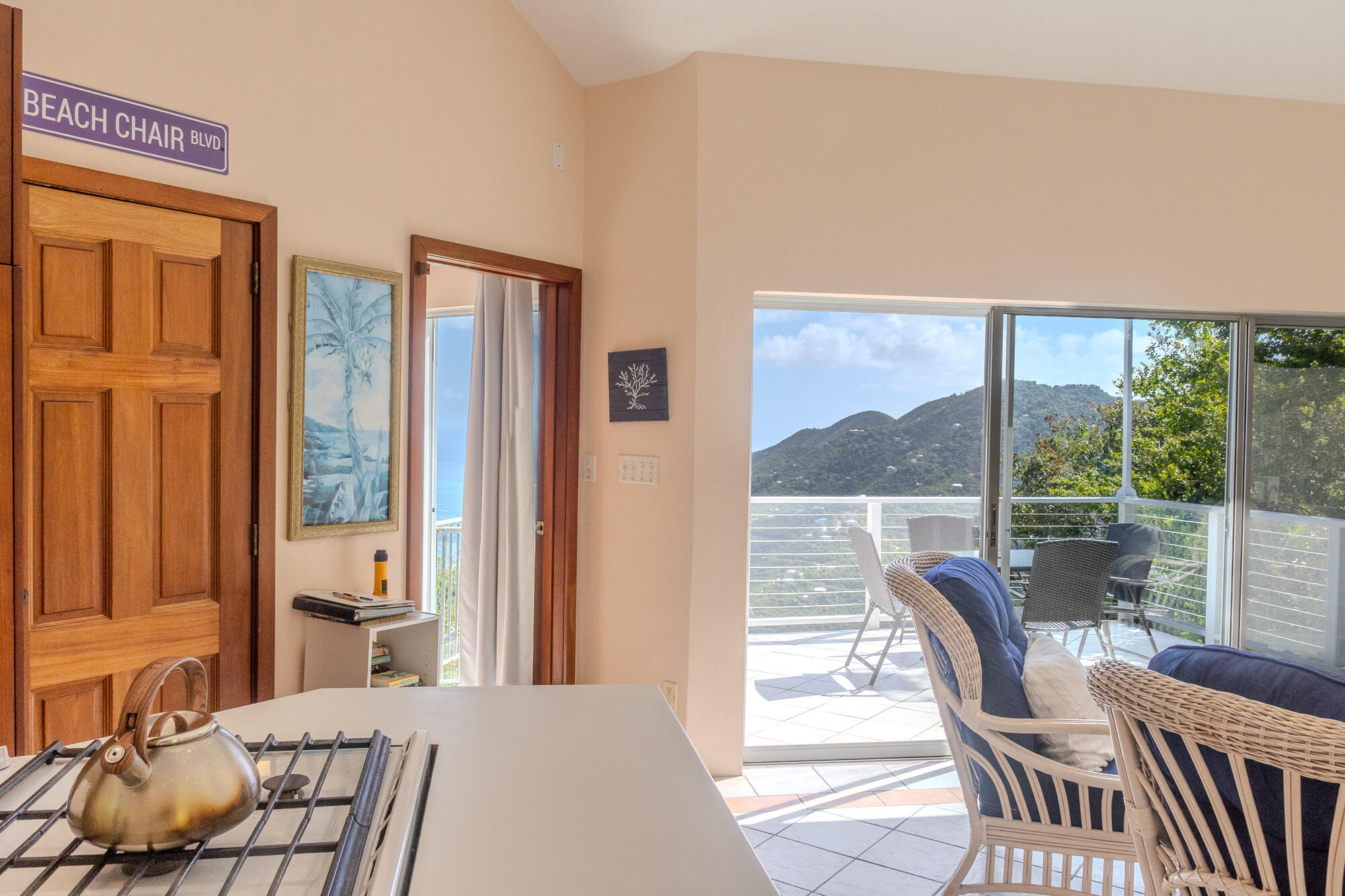 7H-8, 7H-7 Carolina, St John