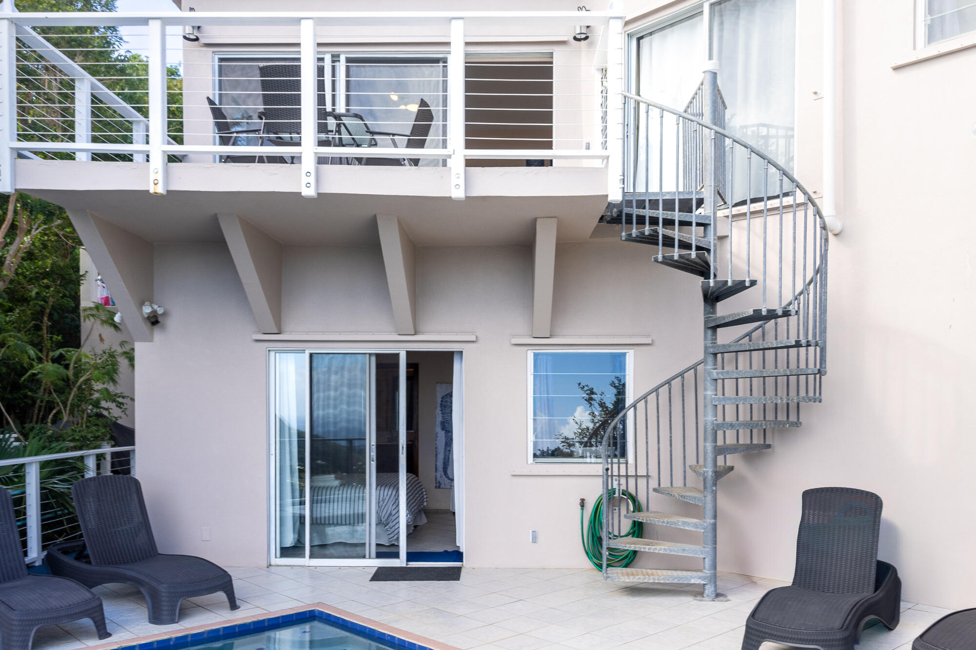 7H-8, 7H-7 Carolina, St John