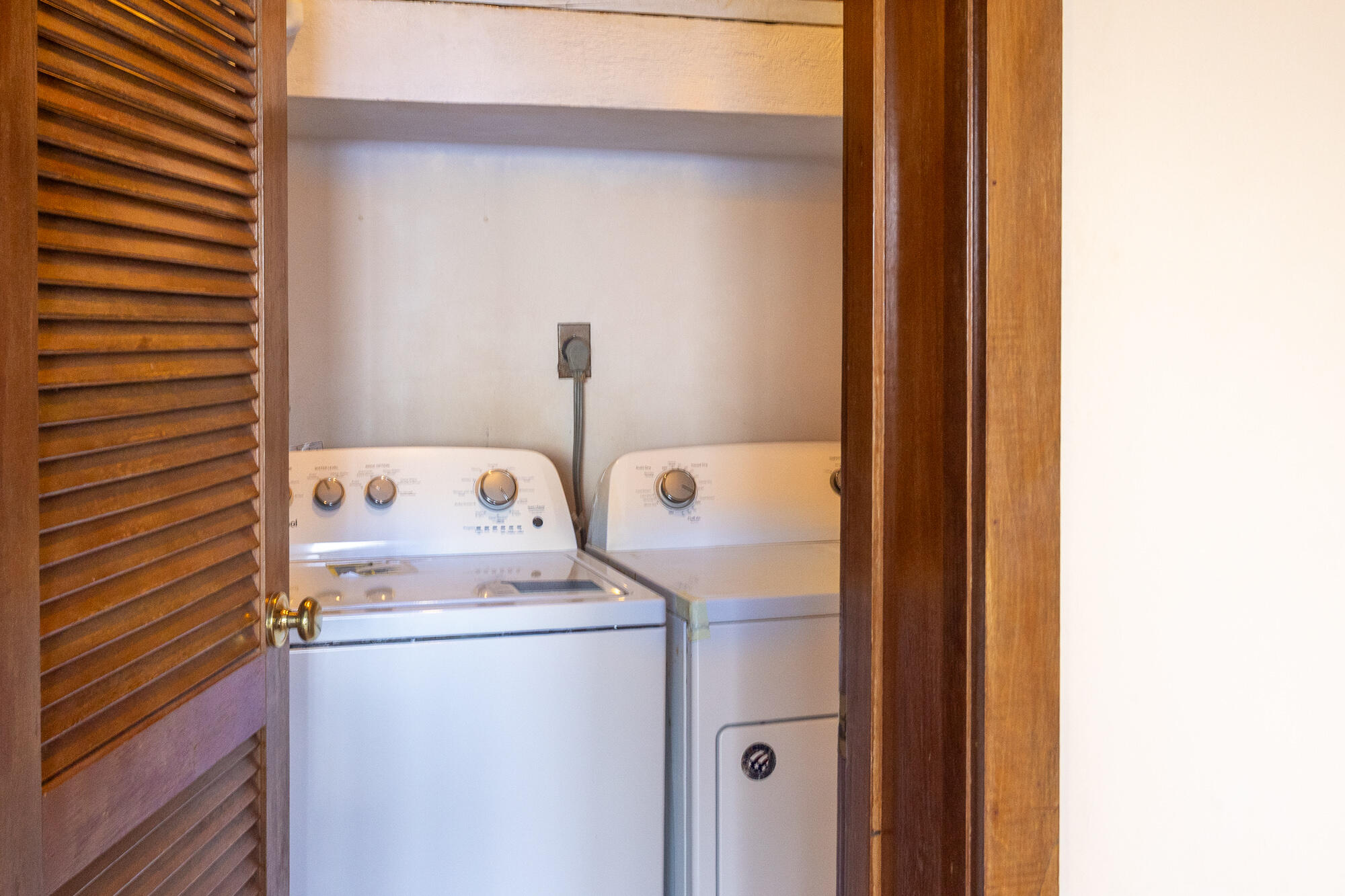 7H-8, 7H-7 Carolina, St John