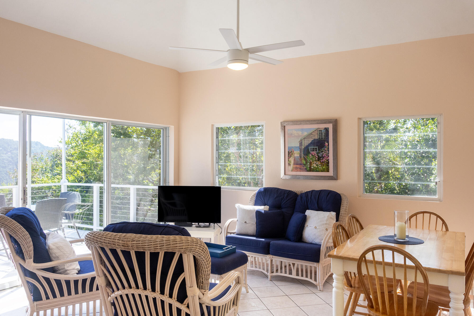 7H-8, 7H-7 Carolina, St John