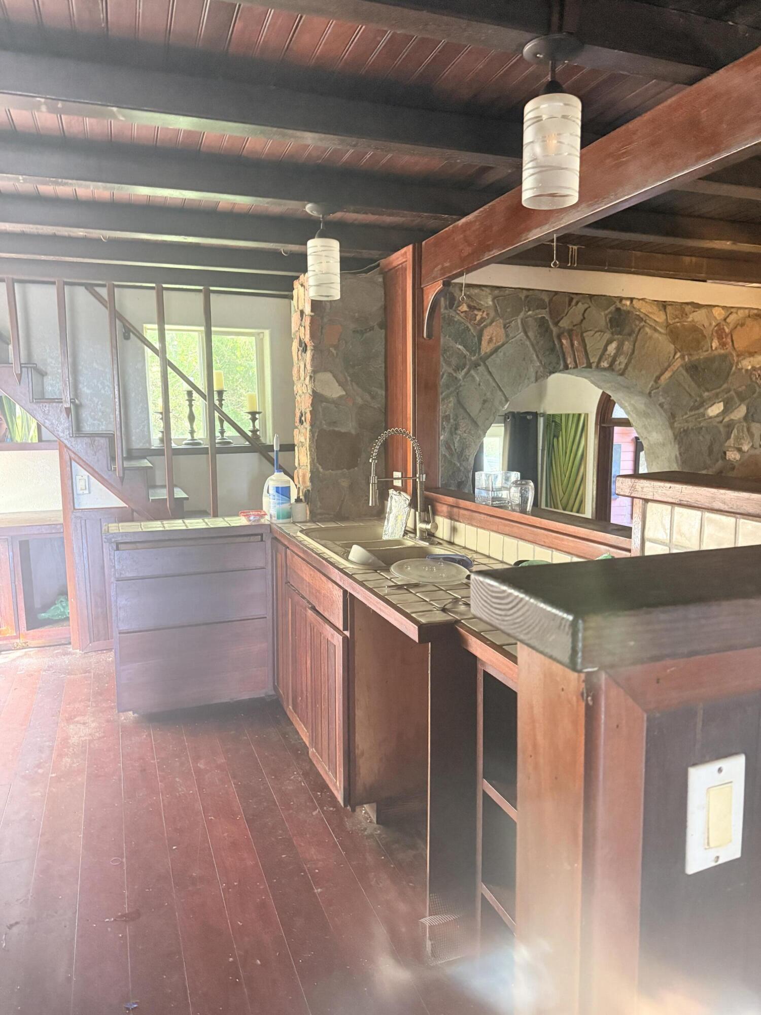 2-10A Concordia, St John