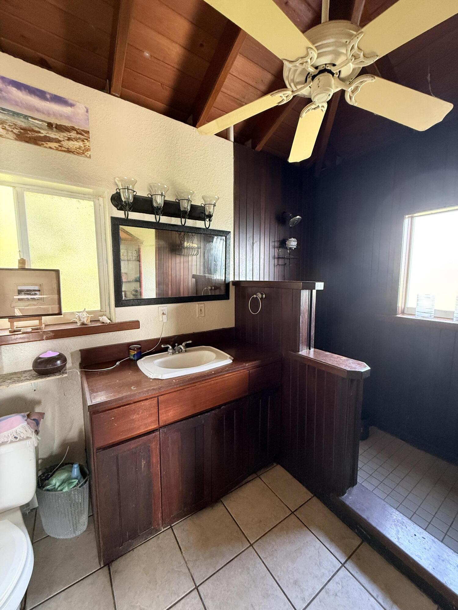 2-10A Concordia, St John