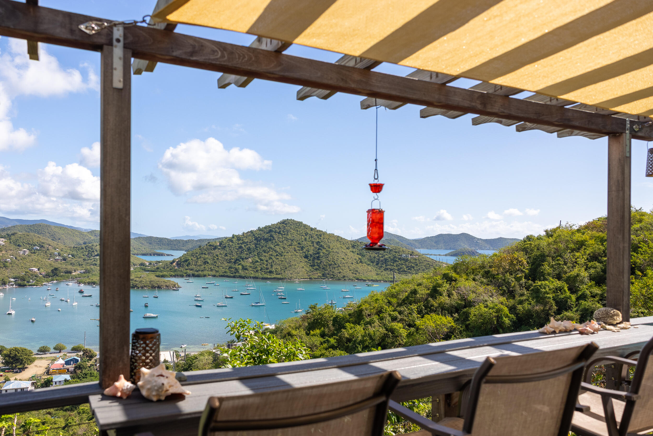 10-27-4B Carolina, St John