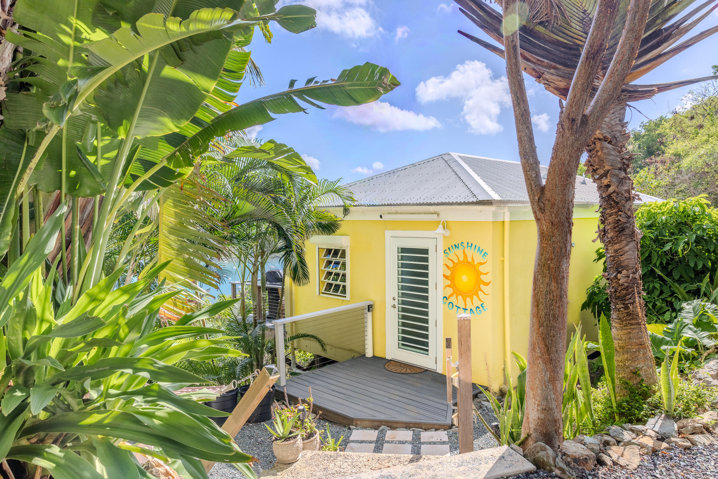 10-27-4B Carolina, St John