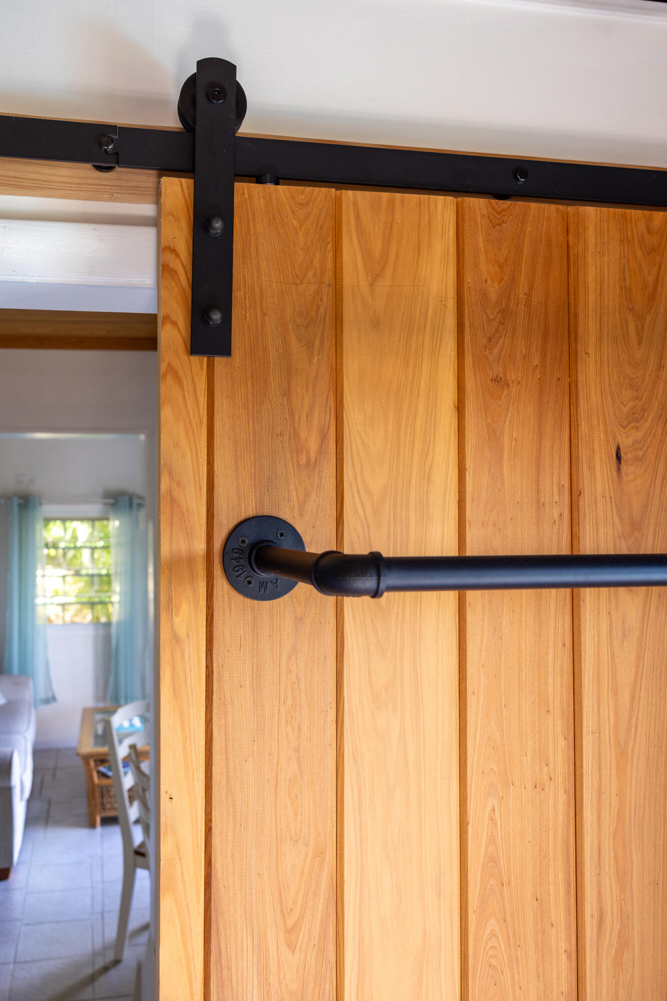 10-27-4B Carolina, St John