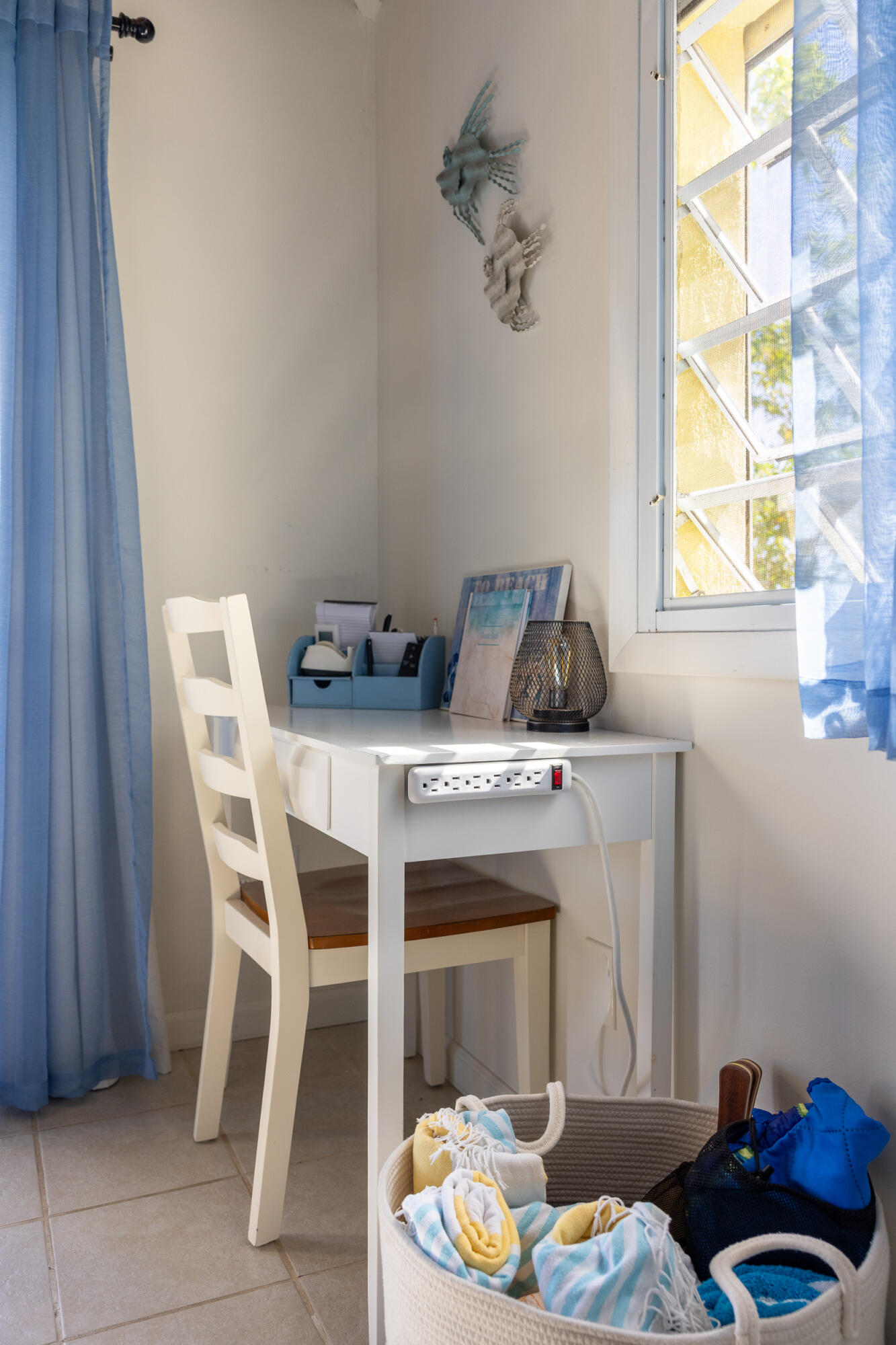 10-27-4B Carolina, St John