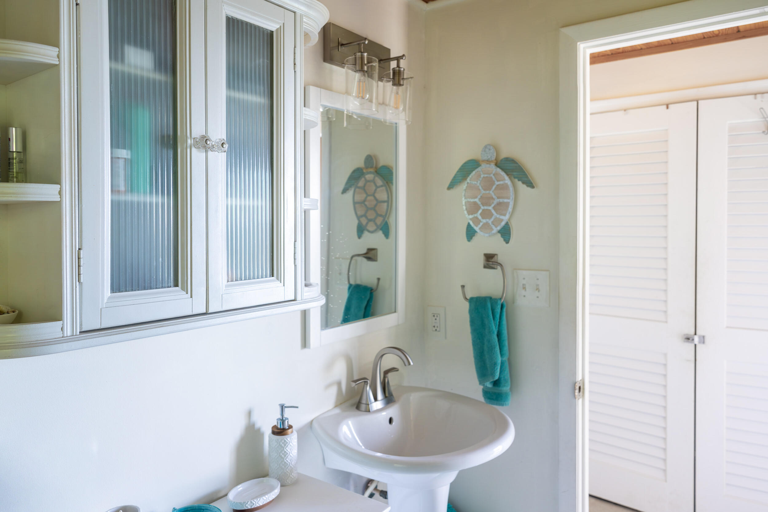 10-27-4B Carolina, St John