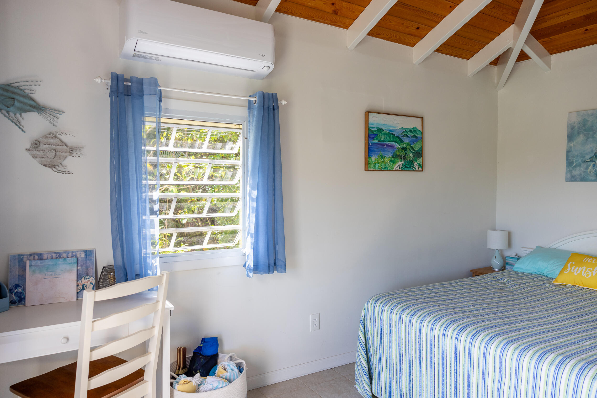 10-27-4B Carolina, St John