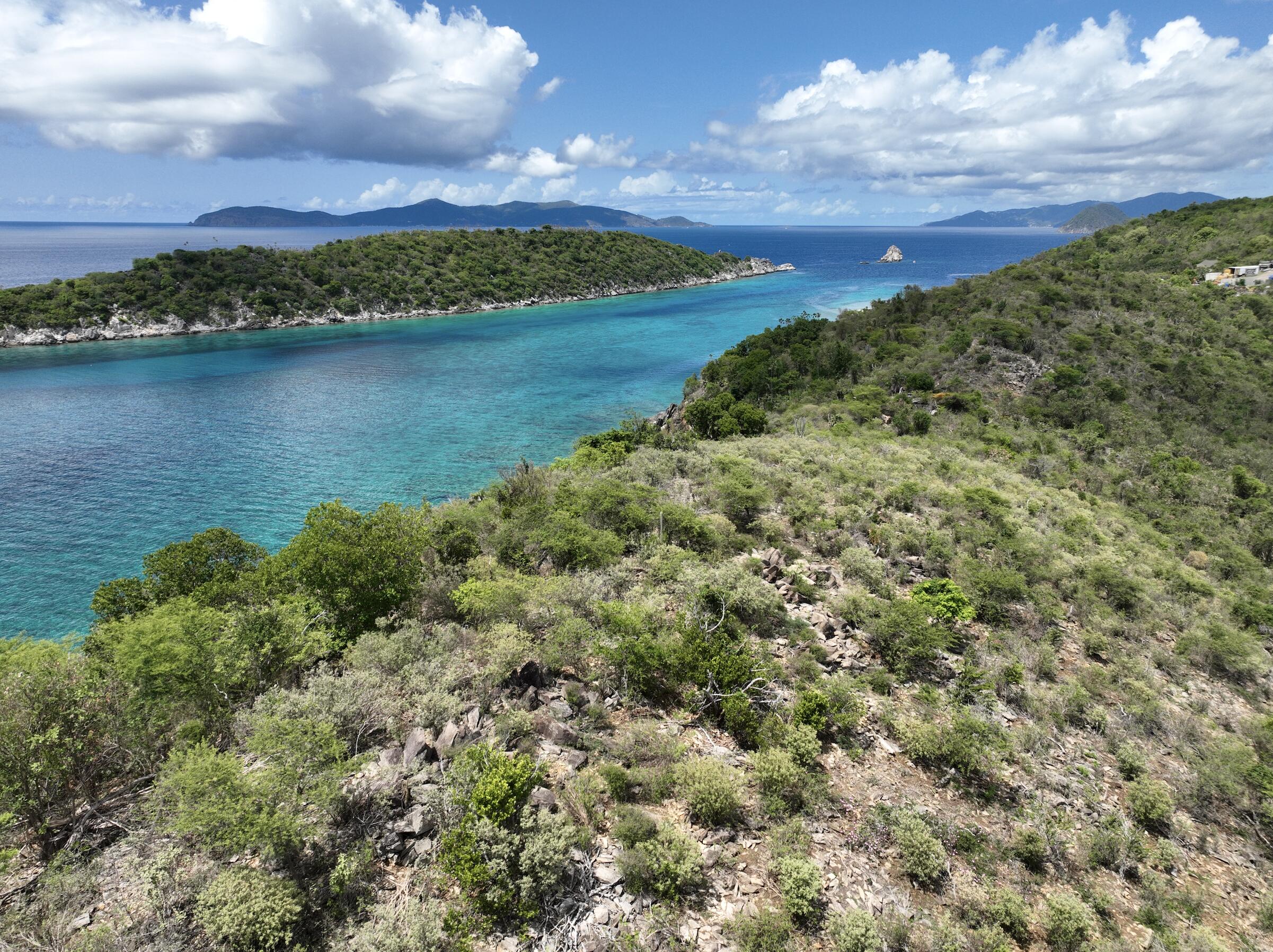 5 REM Lovango, St John