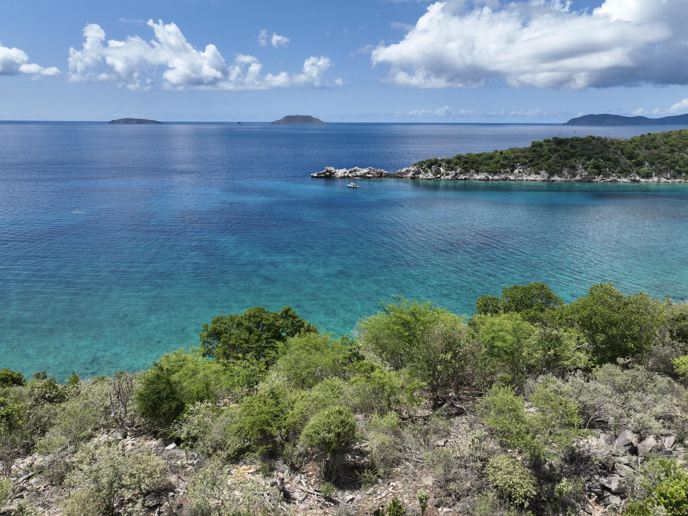 5 REM Lovango, St John