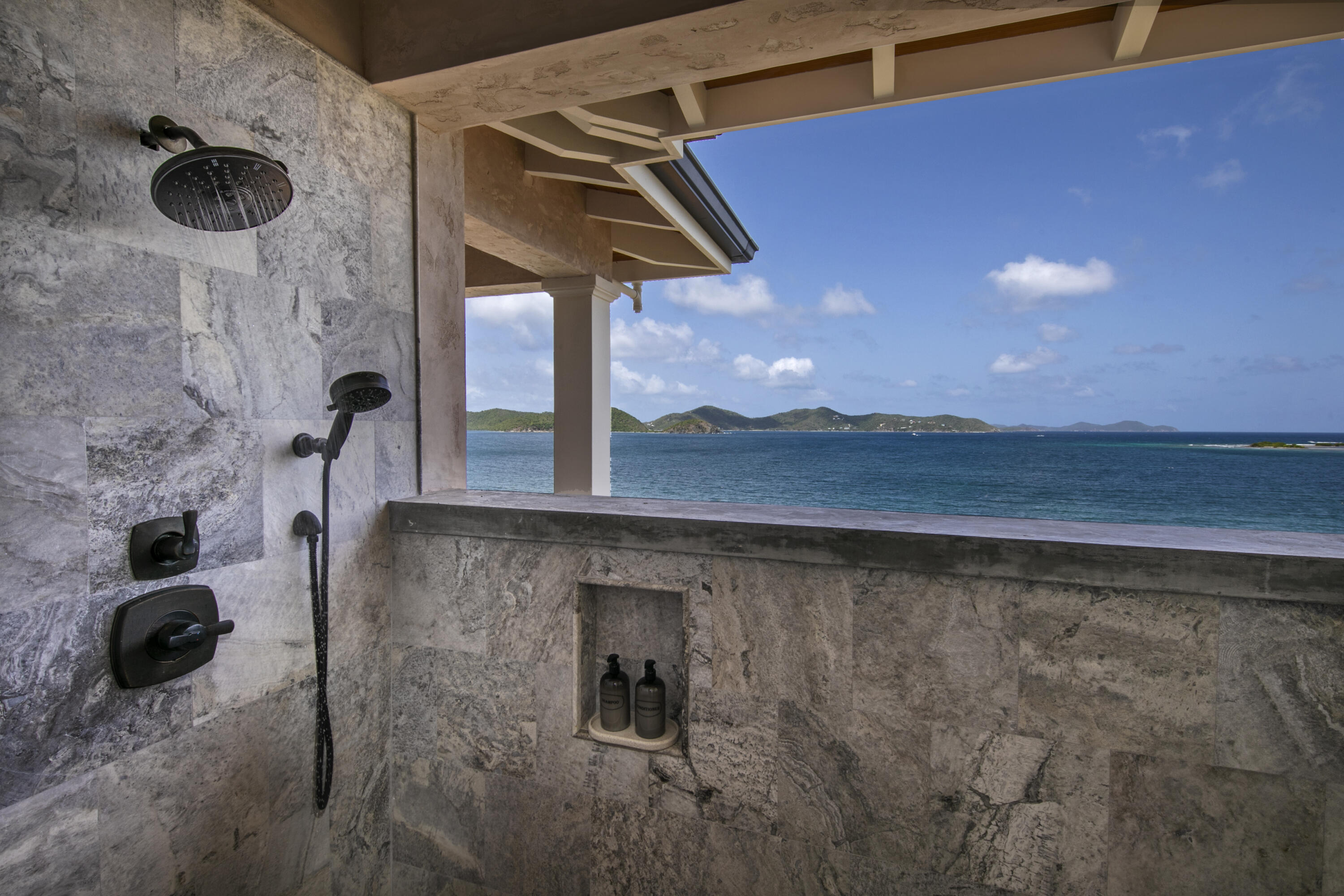 6P REM+ Ben Runnels Gut, St John