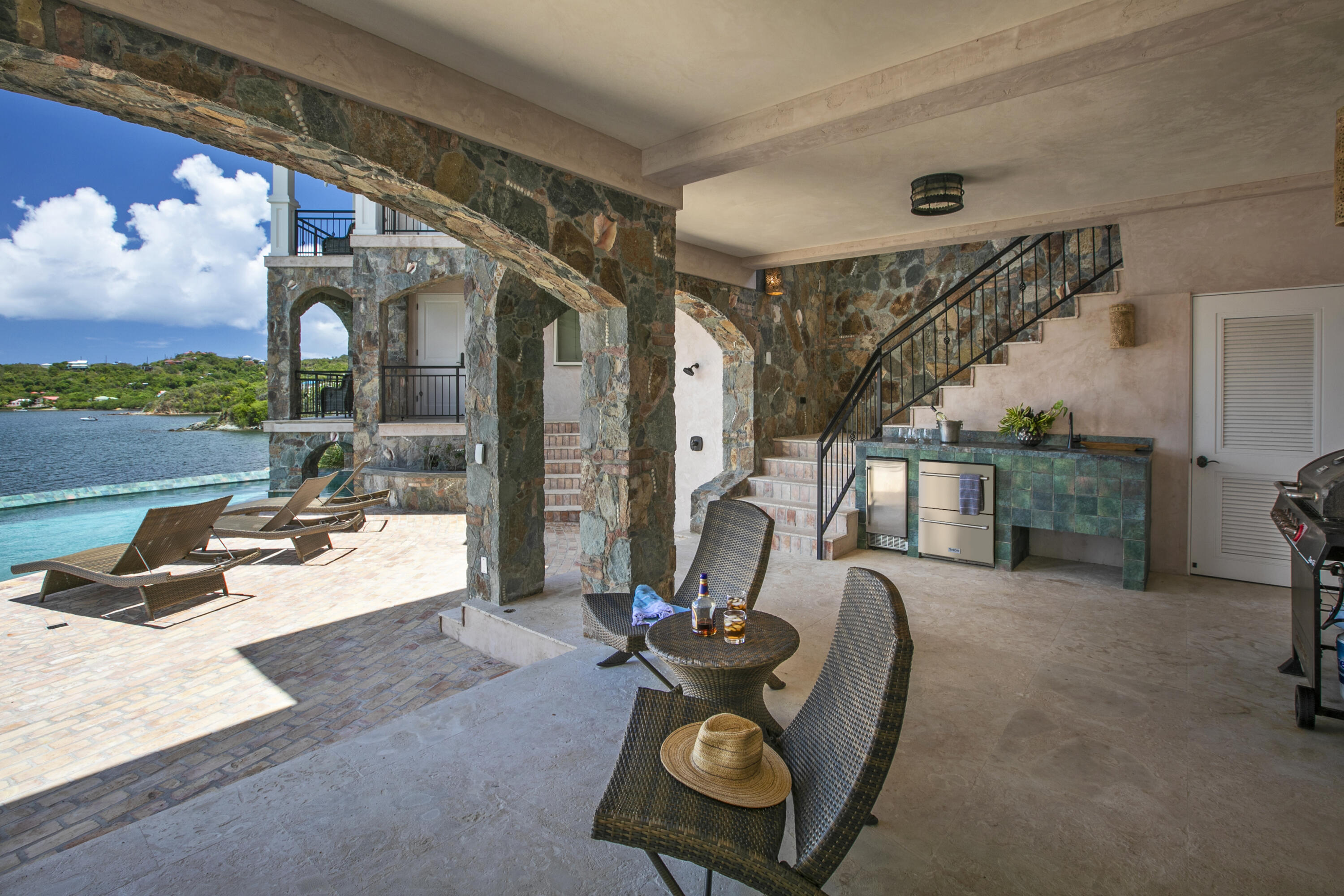 6P REM+ Ben Runnels Gut, St John