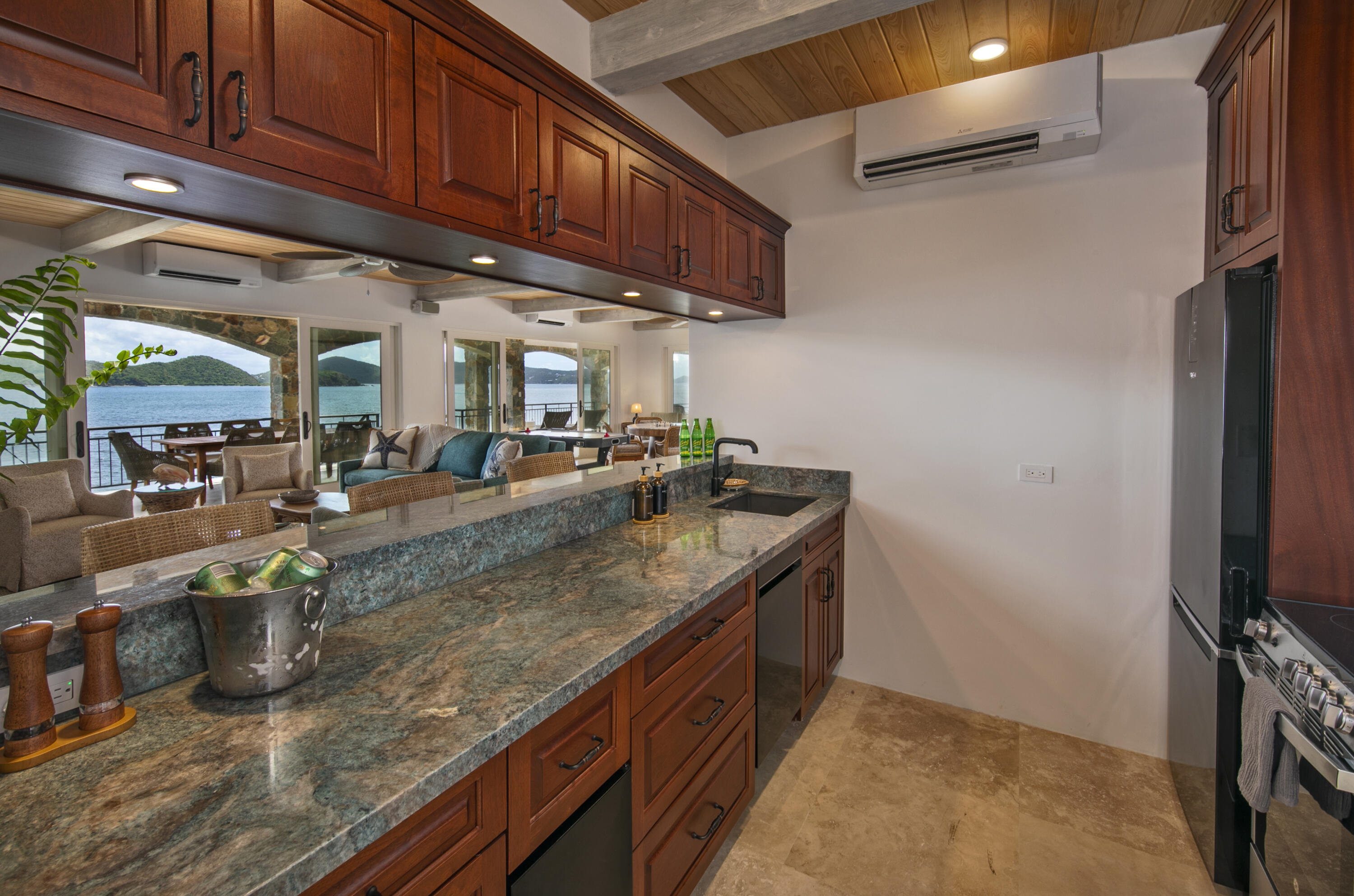 6P REM+ Ben Runnels Gut, St John