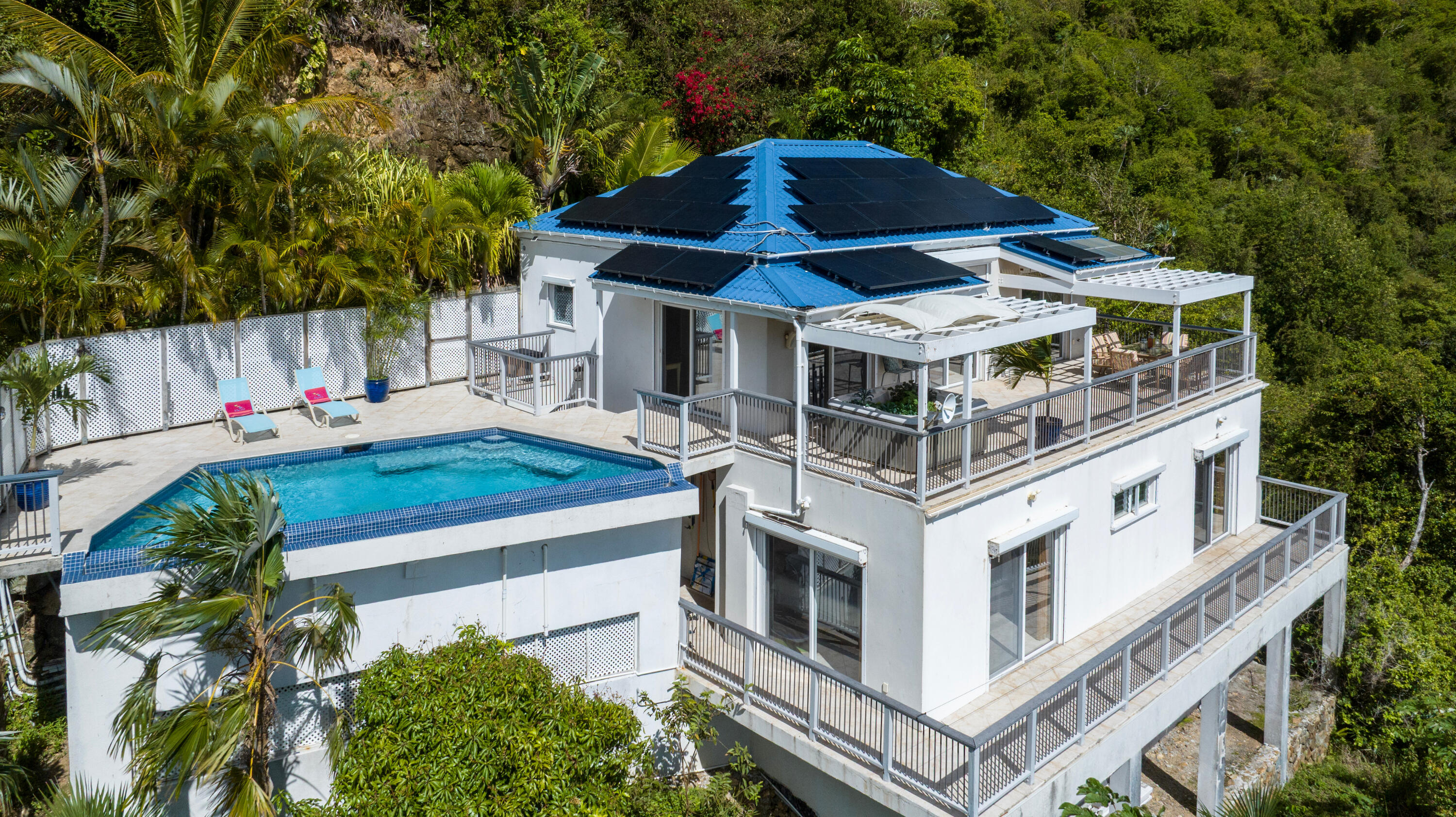 9-7A REM & Carolina, St John