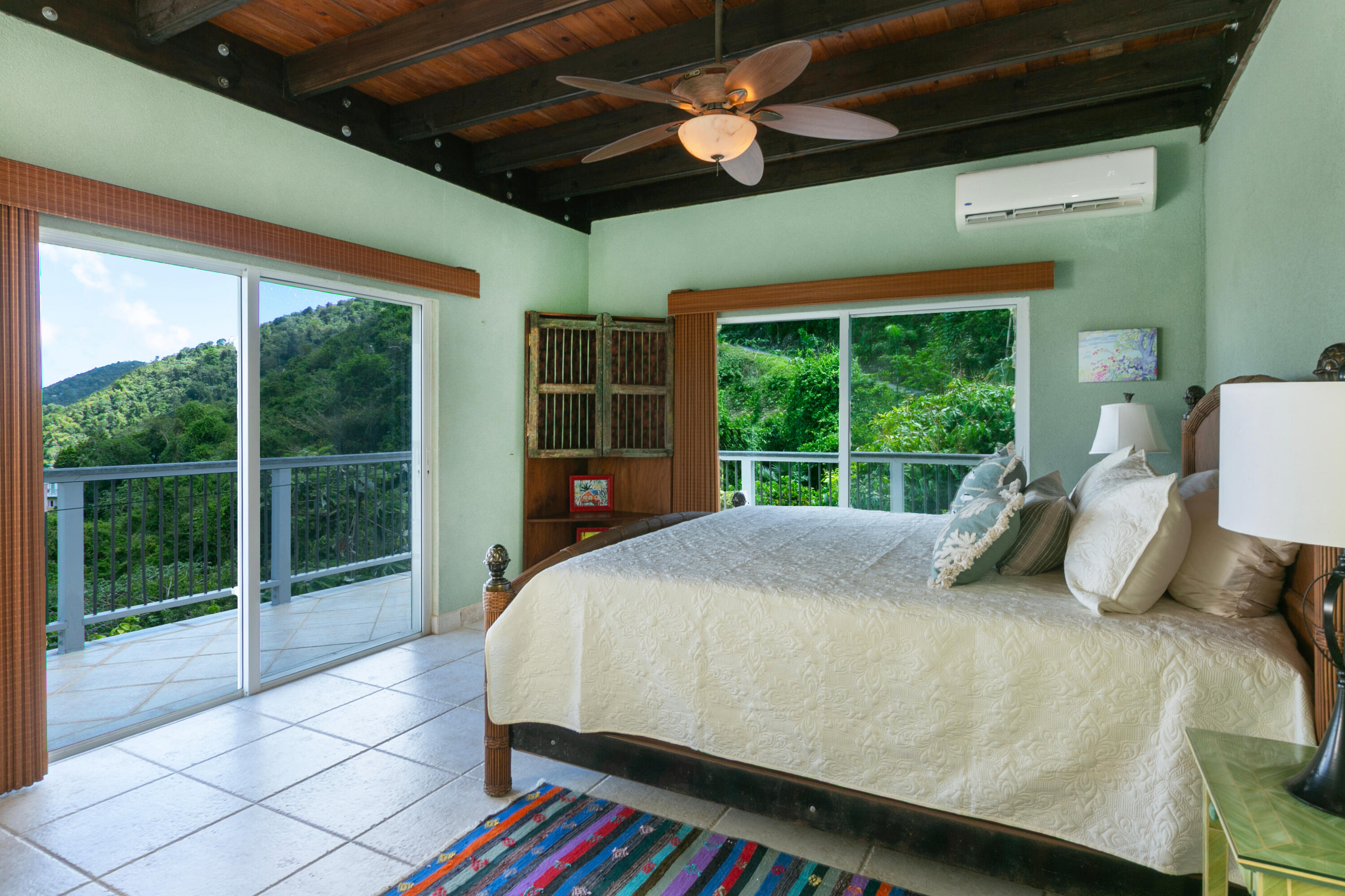 9-7A REM & Carolina, St John