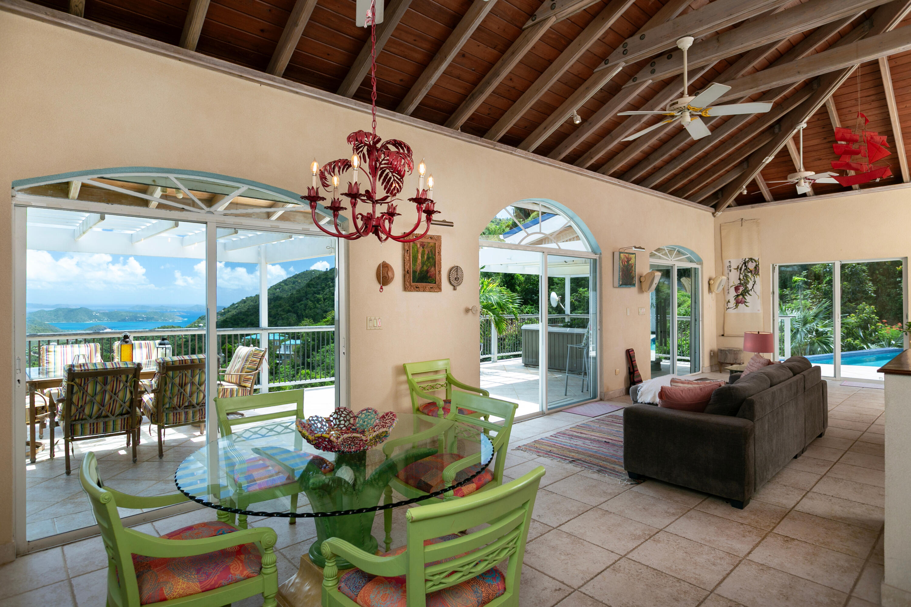 9-7A REM & Carolina, St John