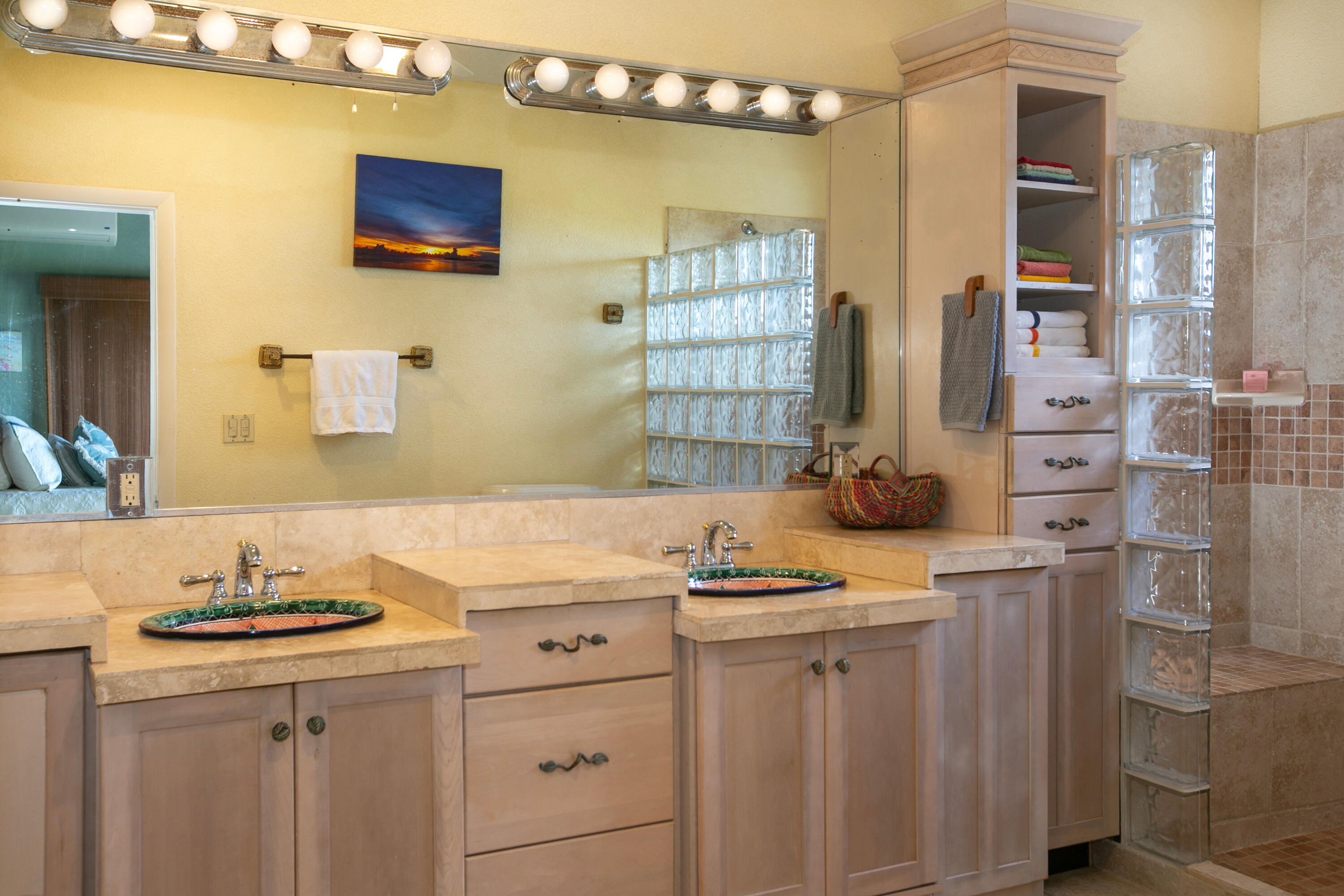 9-7A REM & Carolina, St John