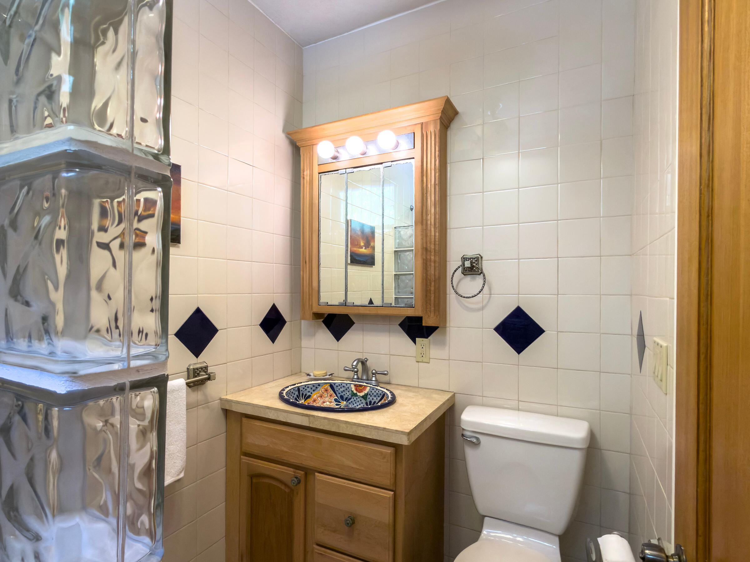 9-7A REM & Carolina, St John