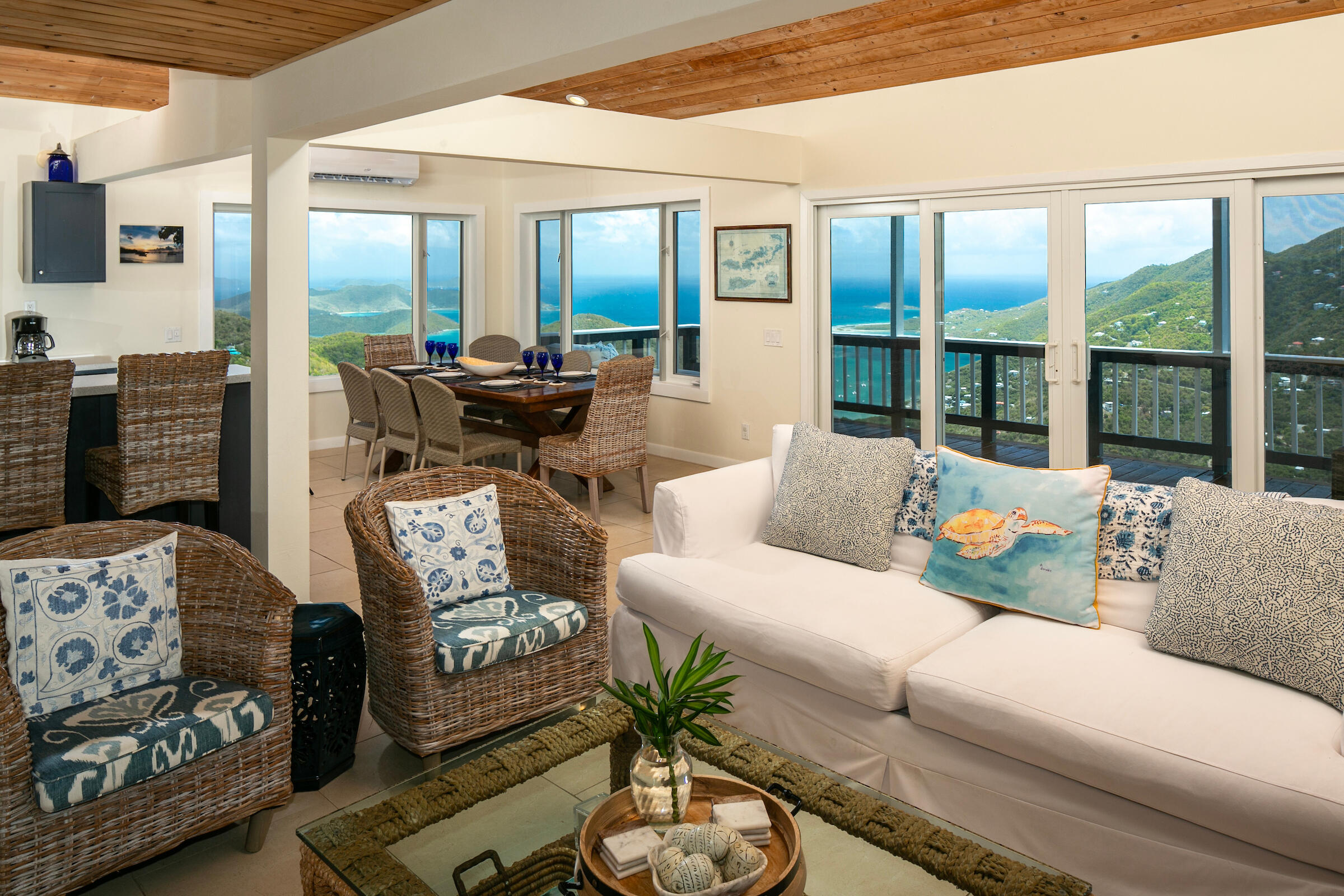 7CB Carolina, St John