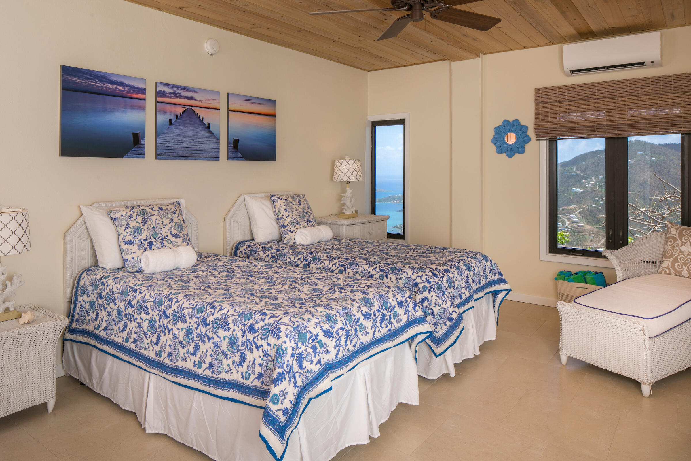 7CB Carolina, St John