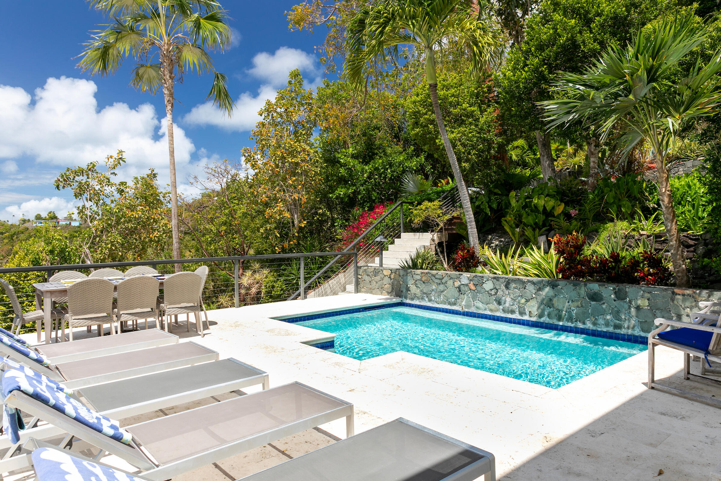 7CB Carolina, St John