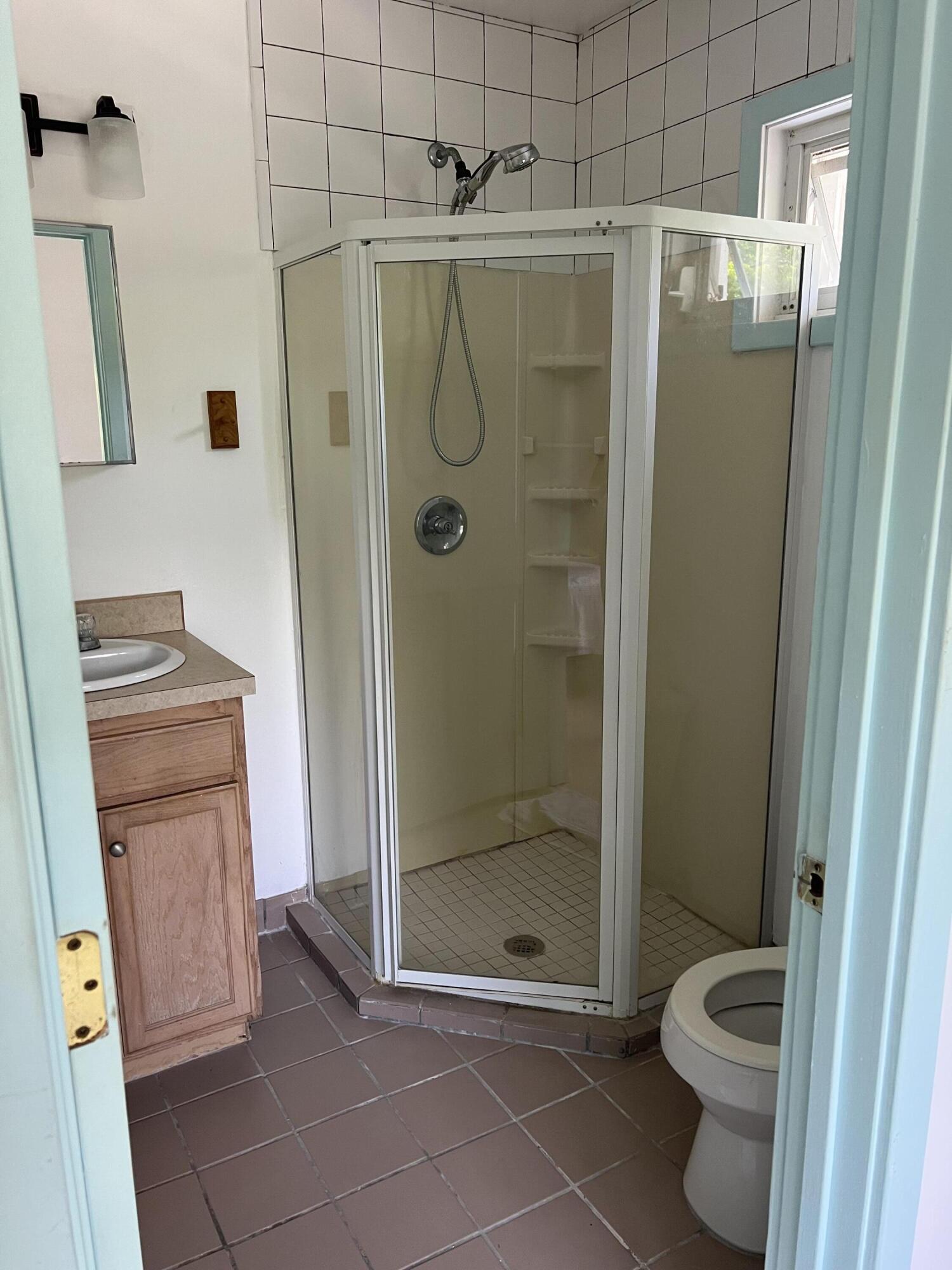 16B-1 Mandahl, St John