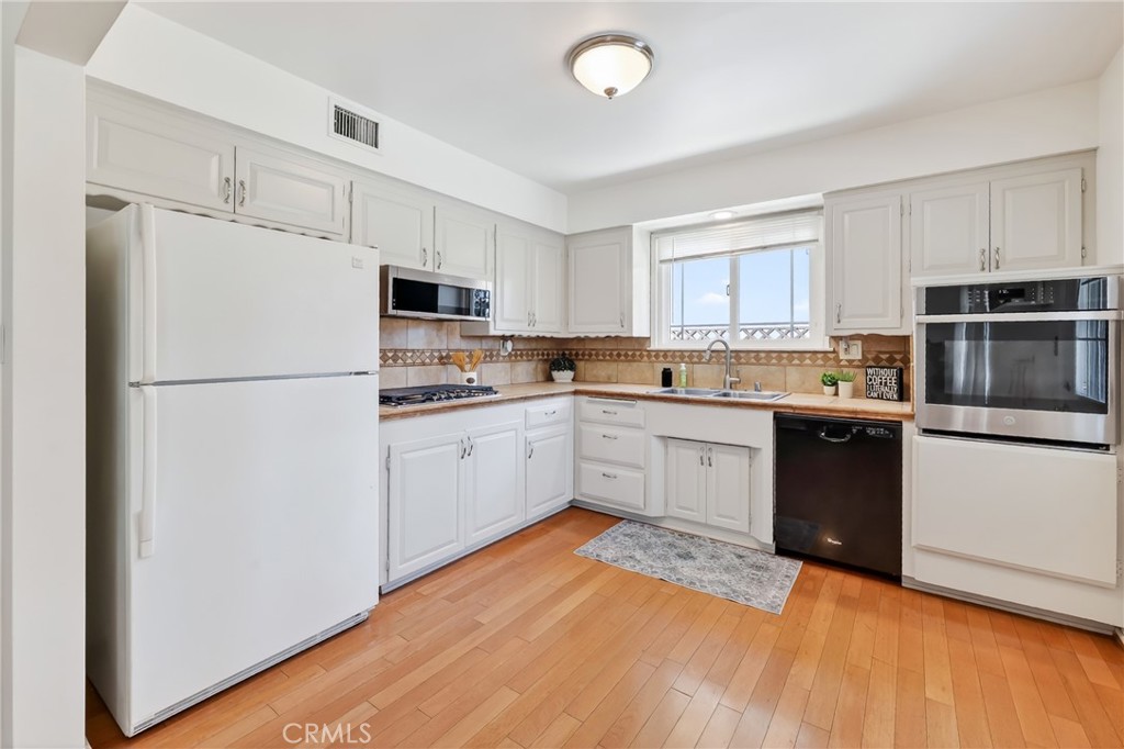 15410 Loretta Drive