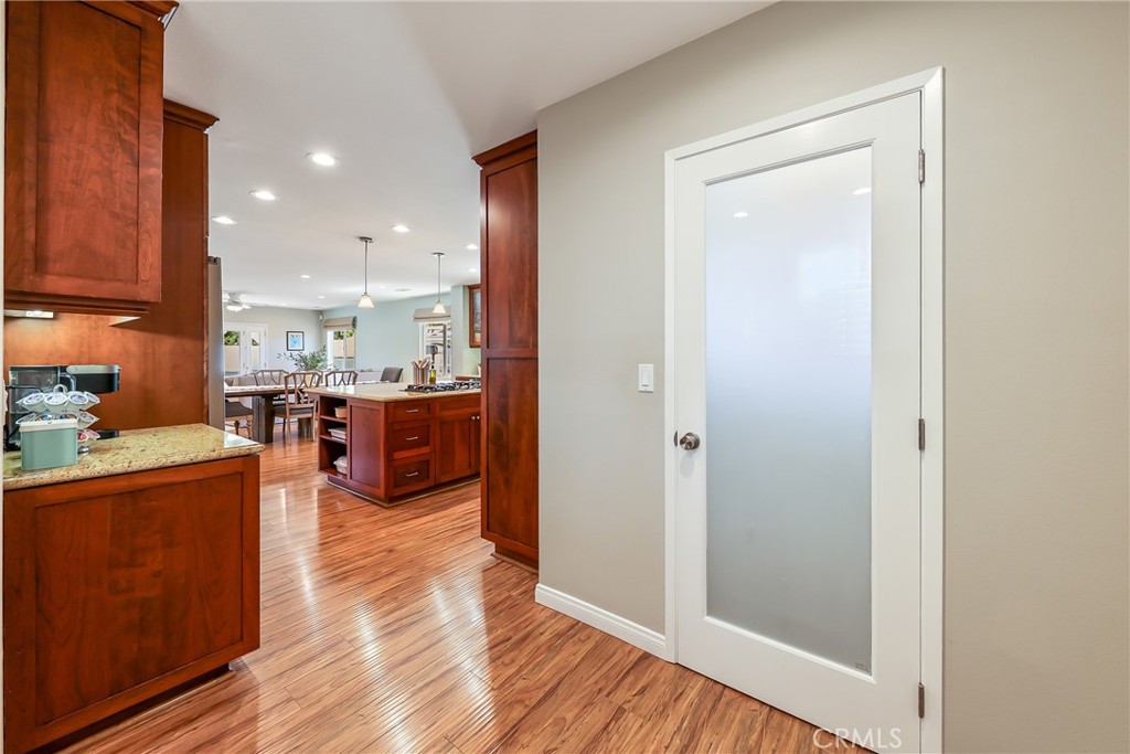 1118 N Cornell Avenue