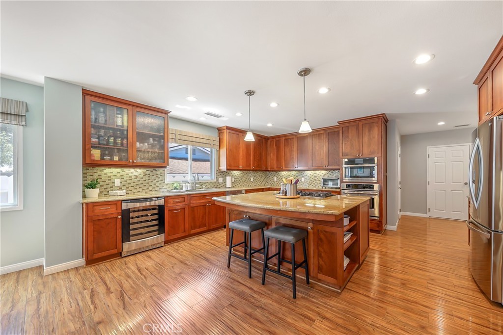 1118 N Cornell Avenue