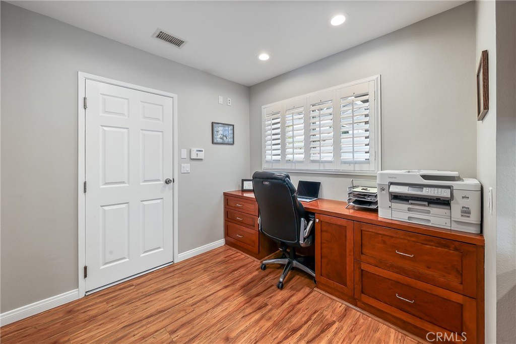 1118 N Cornell Avenue