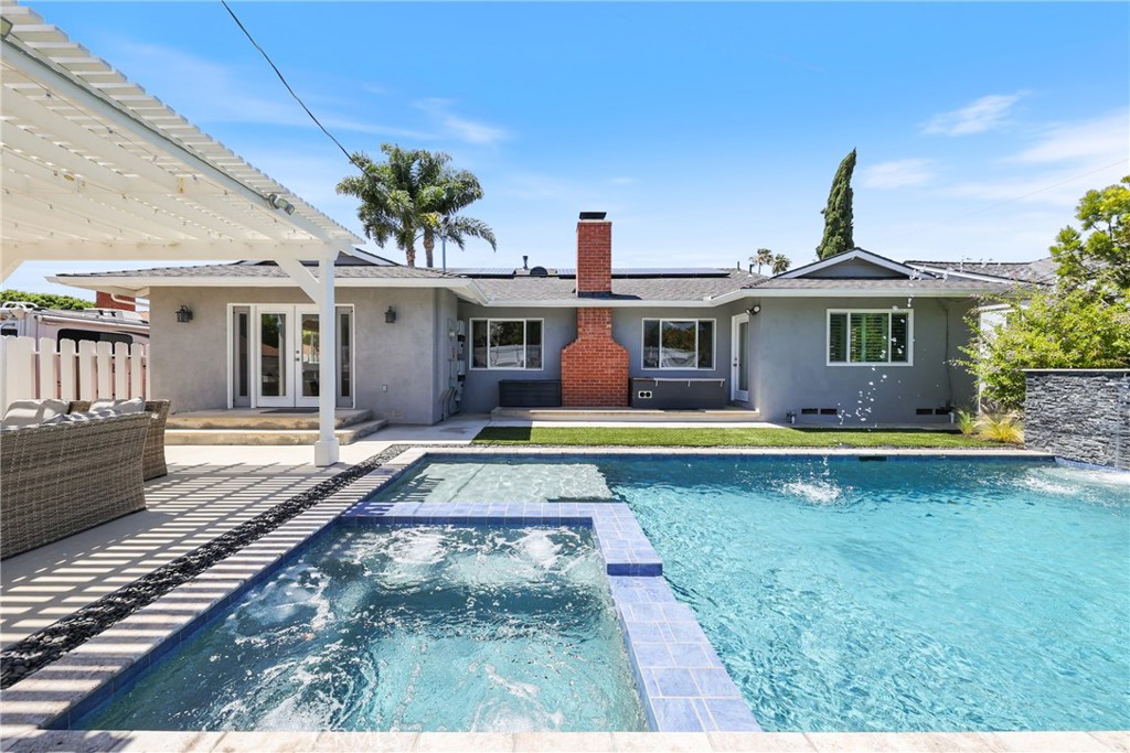 1118 N Cornell Avenue