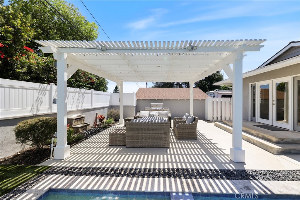 1118 N Cornell Avenue